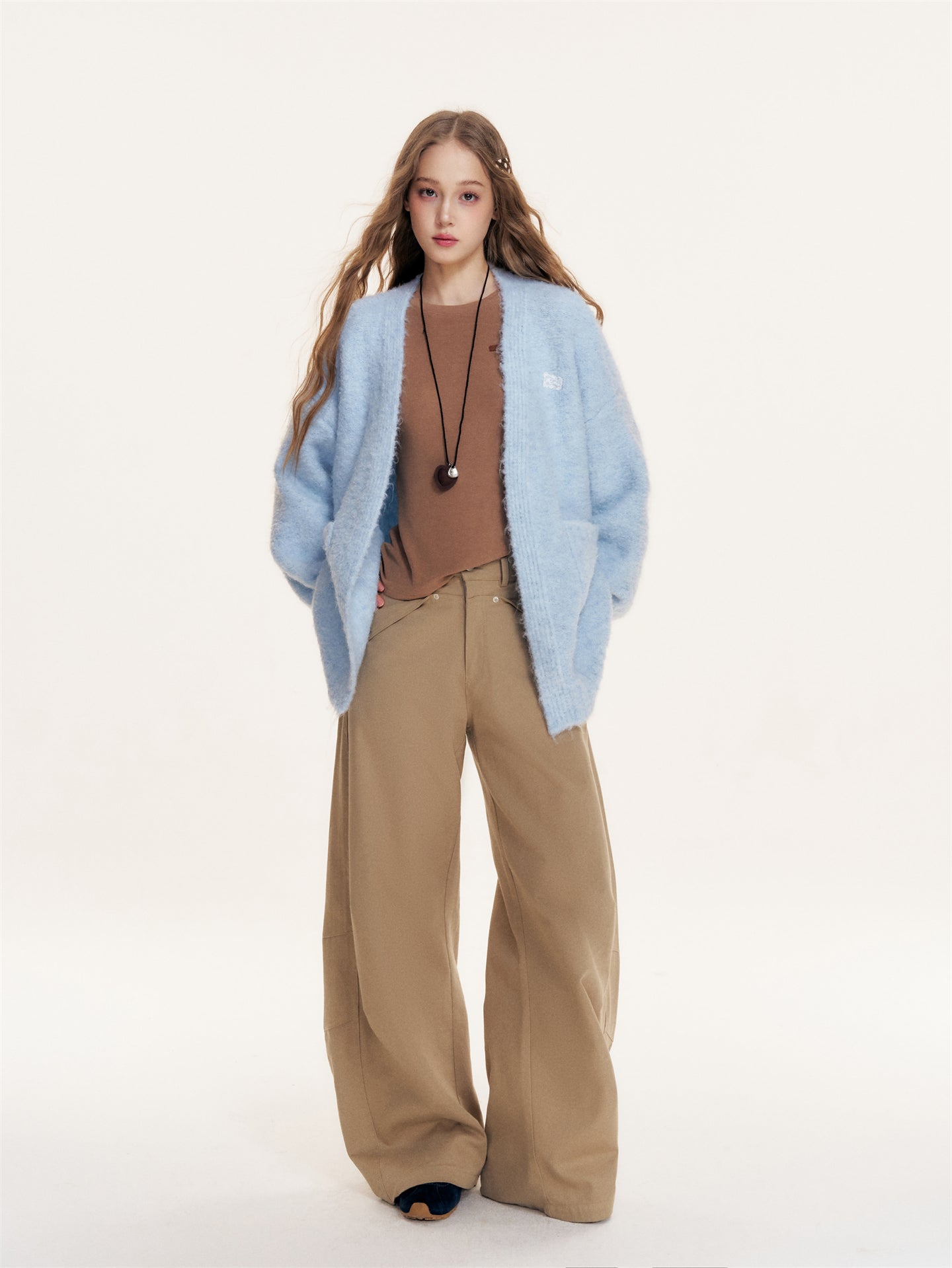 16DEWS 16D25412 Fluffy fur long sleeved V-neck knitted cardigan