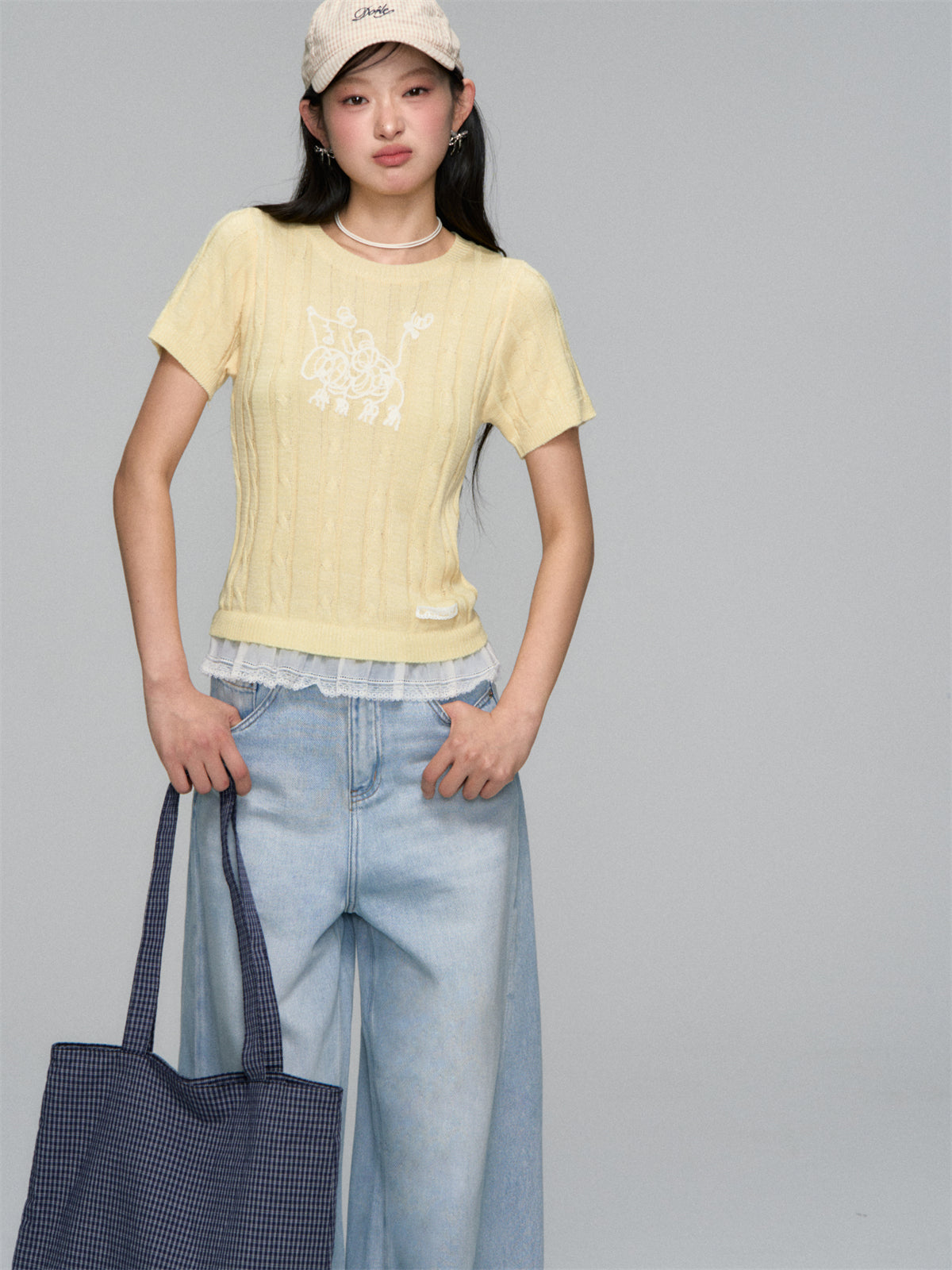 AsGony ASG25146 Puppy embroidered patchwork lace knit top (2color)