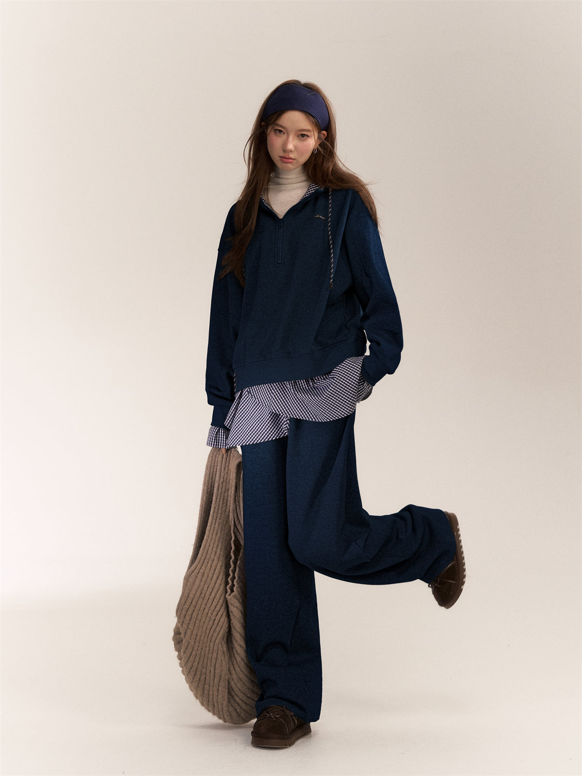 AsGony ASG24641 & ASG2642 Splicing plaid hoodie + loose pants set