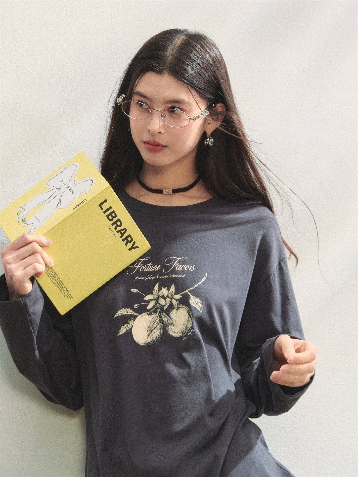 AsGony ASG25297 Fruit print fake two piece lace splicing T