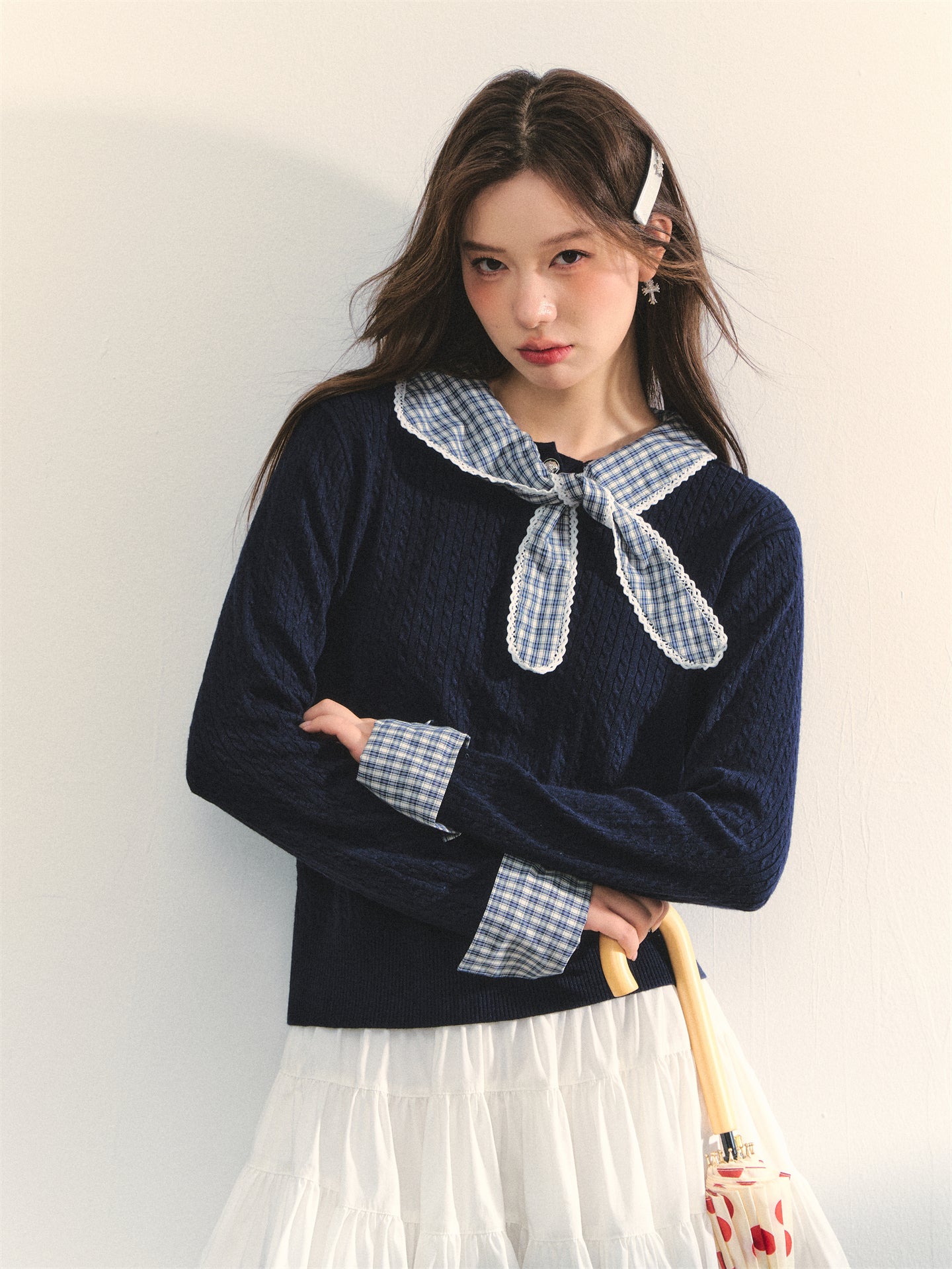 AsGony ASG25317 Grid splicing knitted sweater