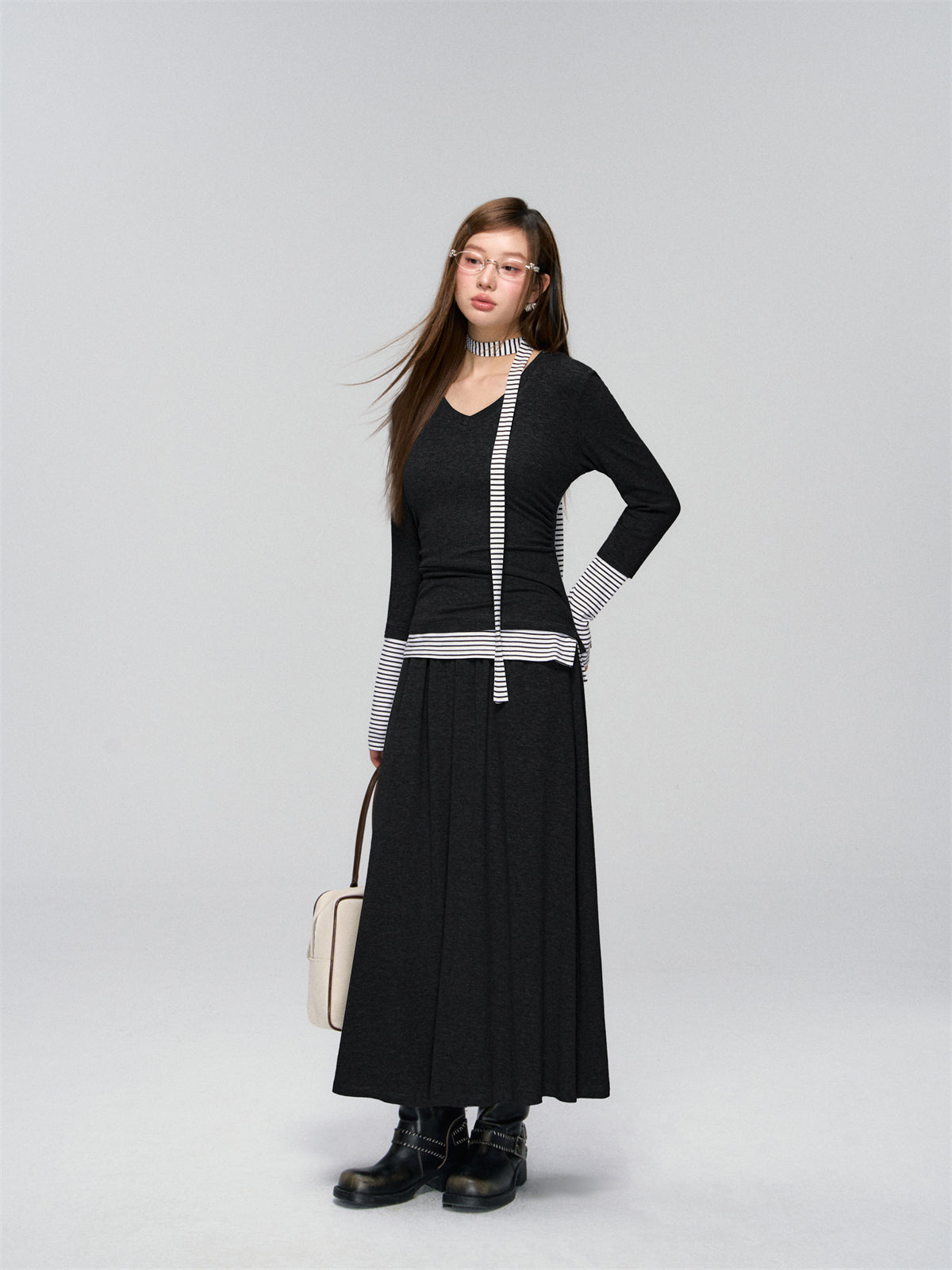 AsGony ASG25008&ASG25009 Slim fit V-neck ribbon base top + skirt set