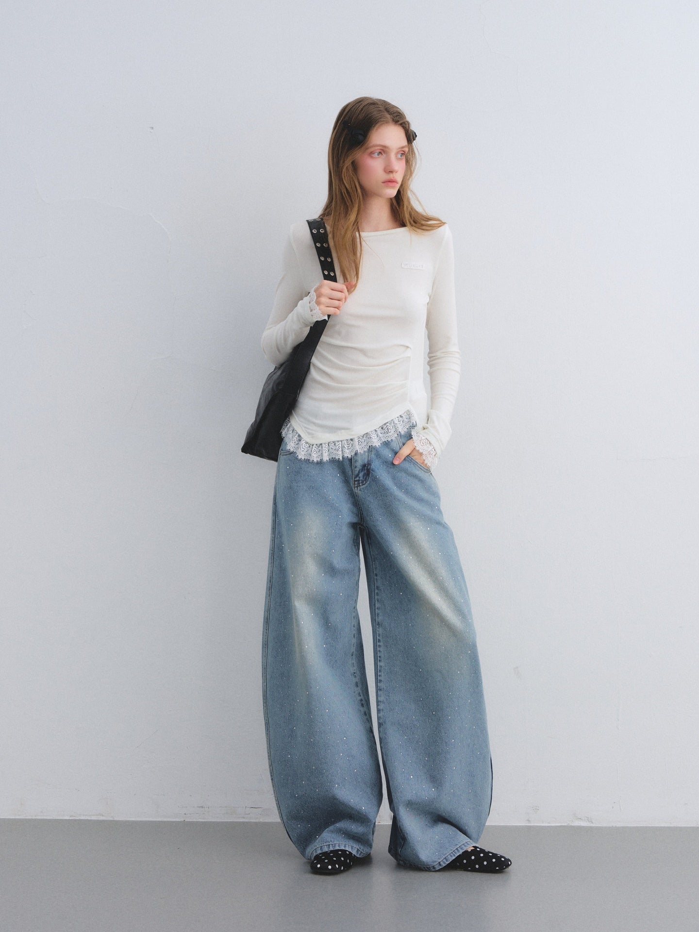 AsGony ASG25680 Irregular lace patchwork waistband bottom top