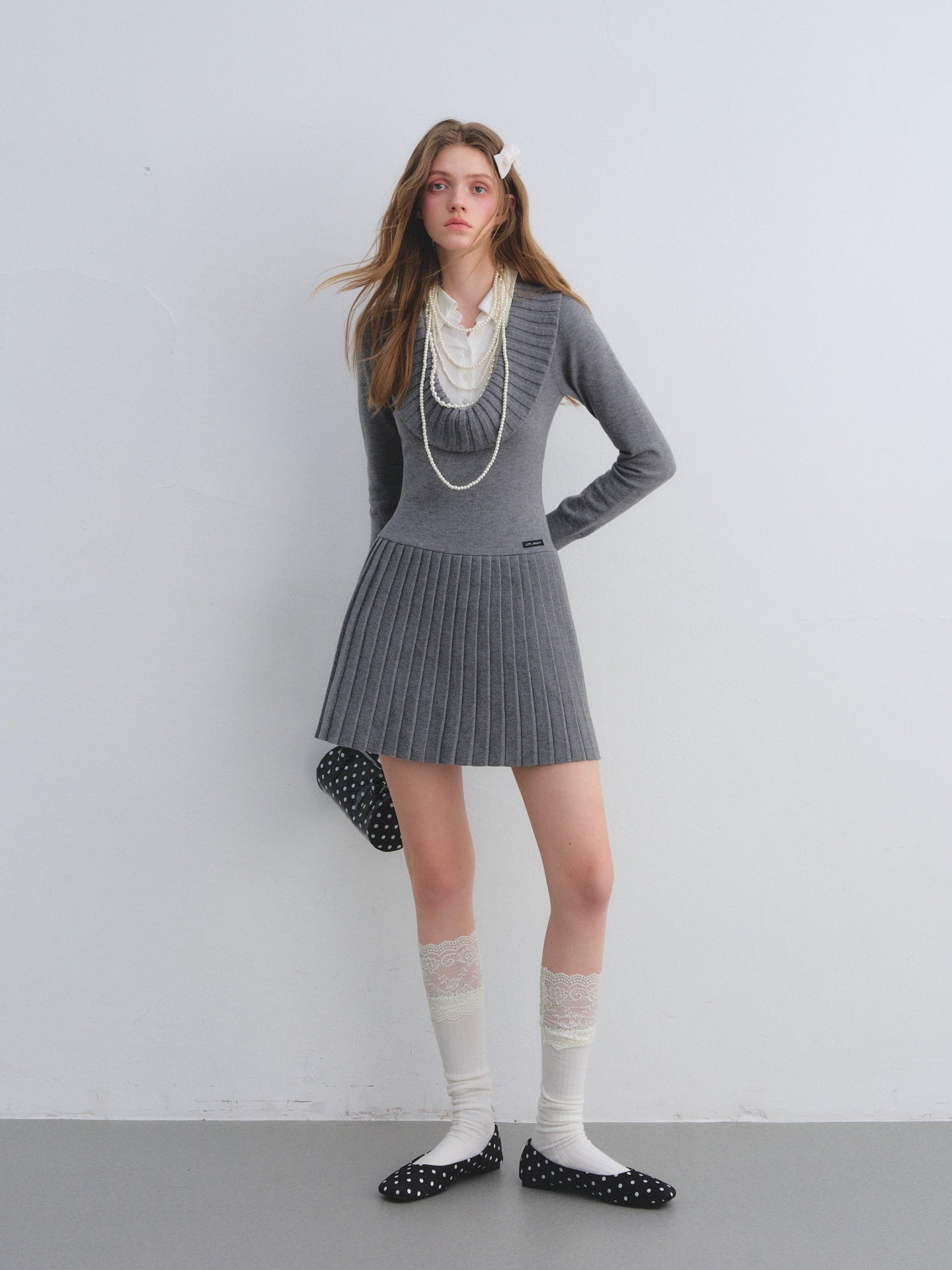 AsGony ASG25682 Fake two-piece collared pleated dress