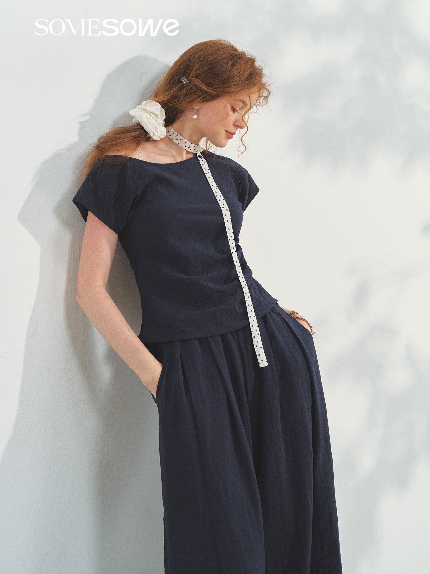 SOMESOWE S2508171&S2508172 One-shoulder polka dot tie top + pants set