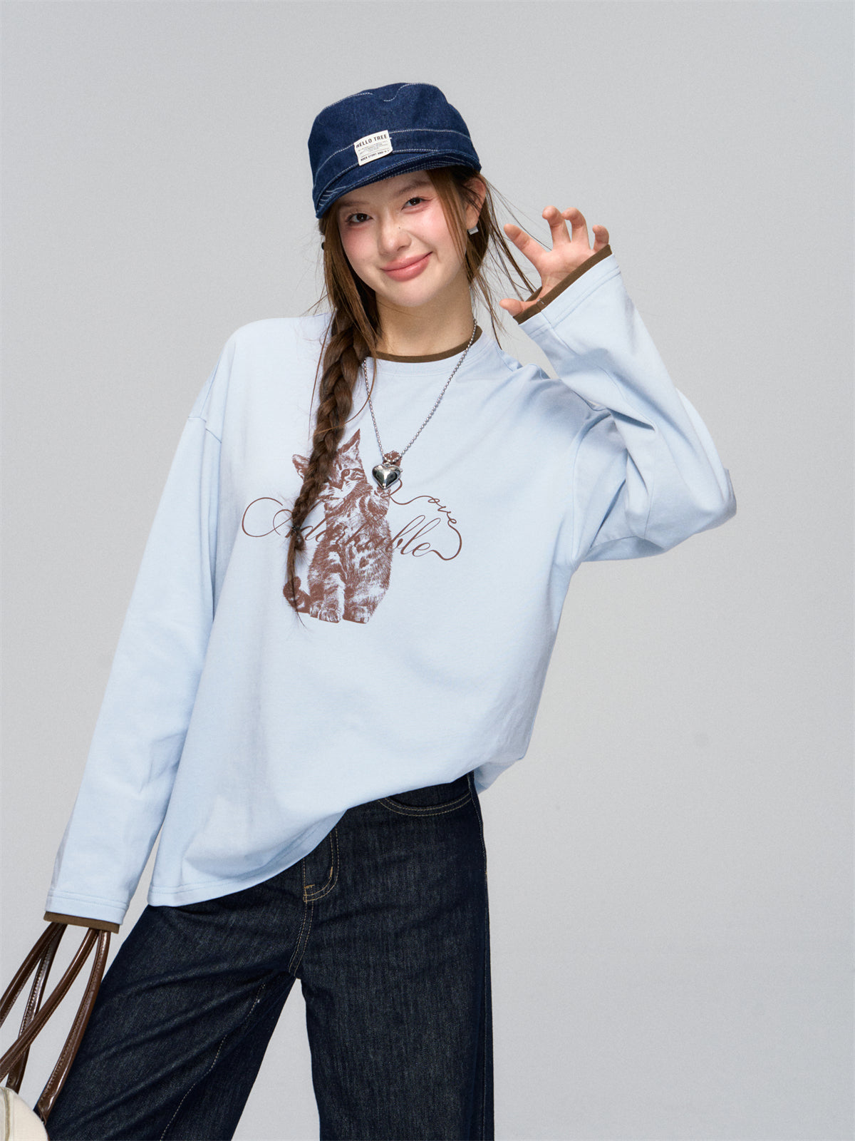 AsGony ASG25026 Cat print contrasting splicing top