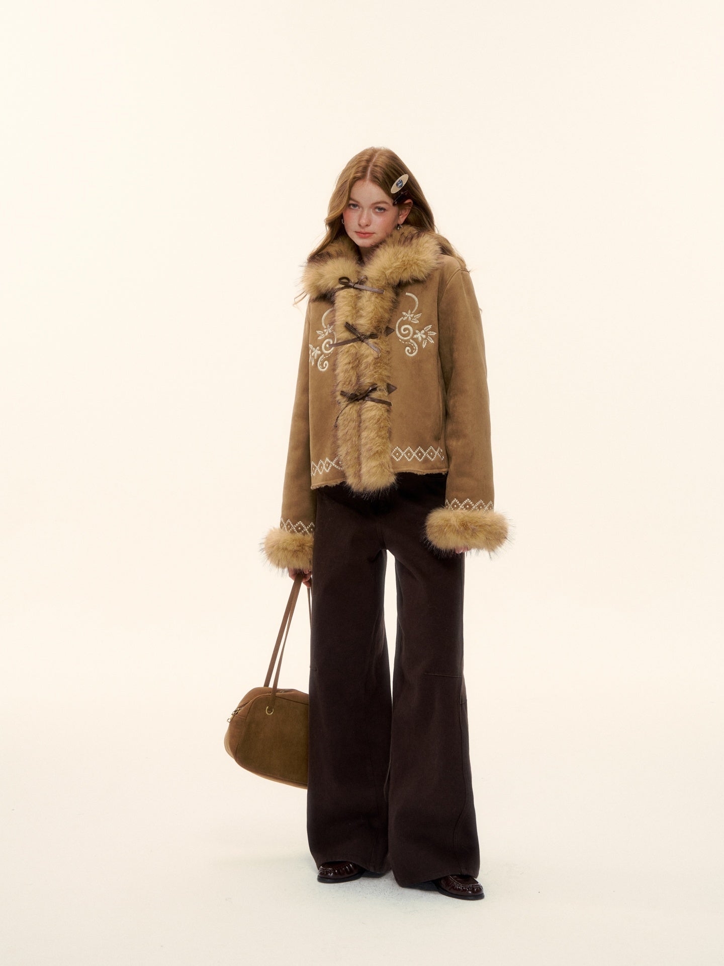 AsGony ASG25623 Coarse thread embroidery strap fur integrated jacket