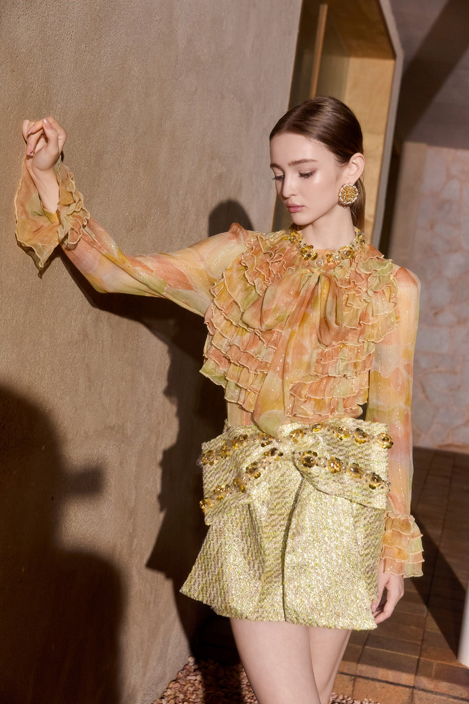 Wardrobes by chen Multi-layer lace shirt + skirt set