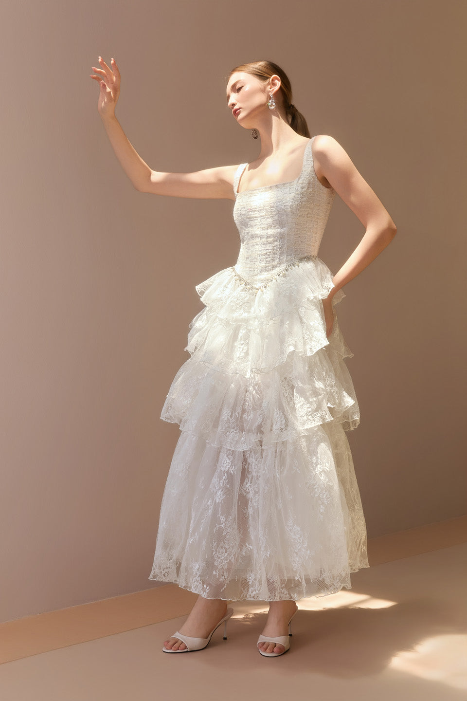 Wardrobes by chen Square collar lace tiered dress