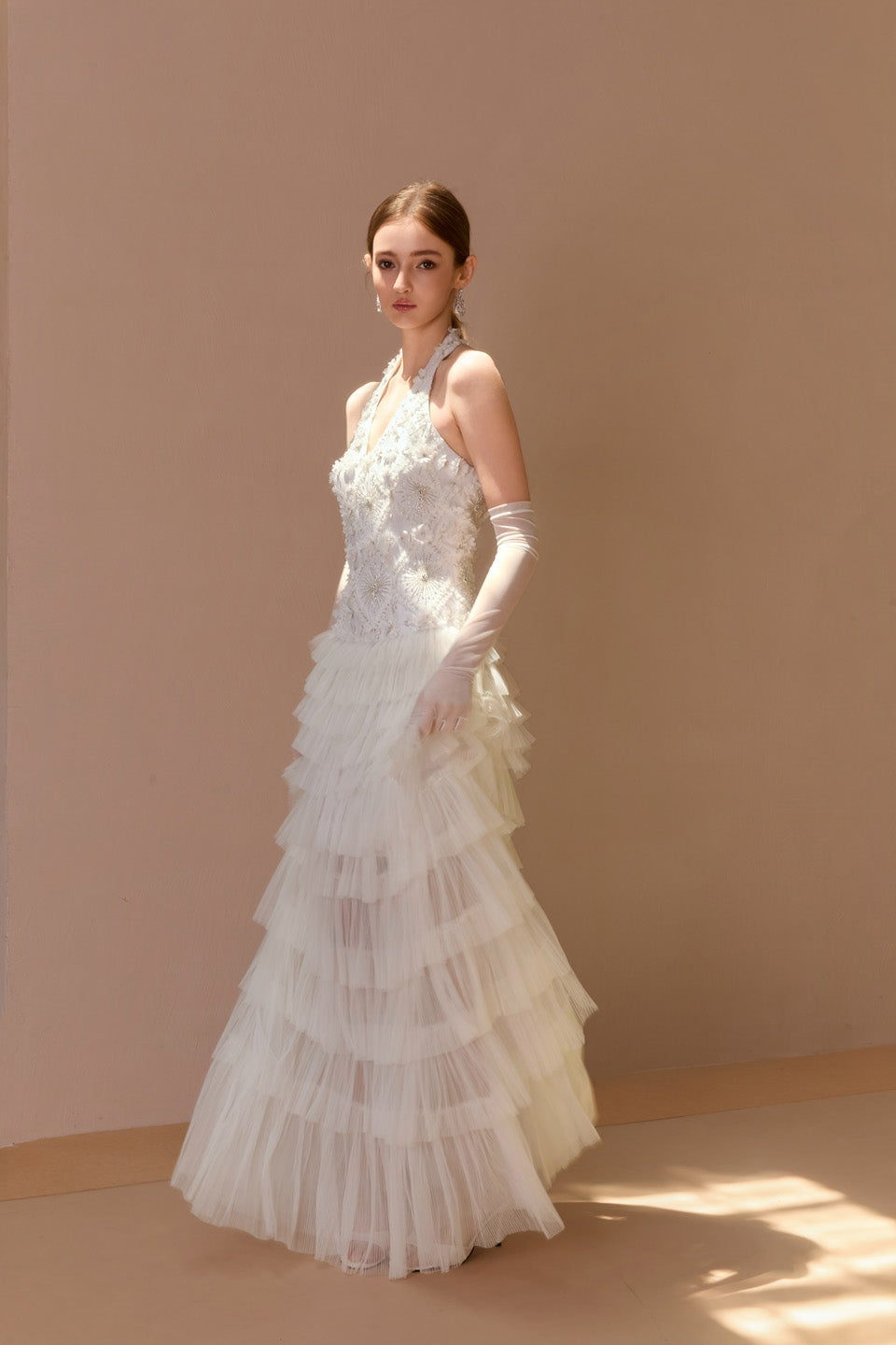 Wardrobes by chen Handmade embroidered bead V-neck layered dress (with gloves)