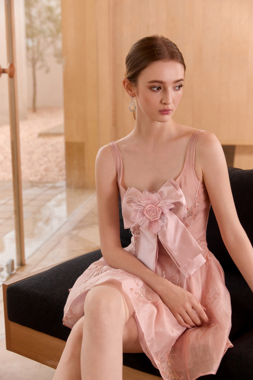 Wardrobes by chen Embroidered pink bow tie dress