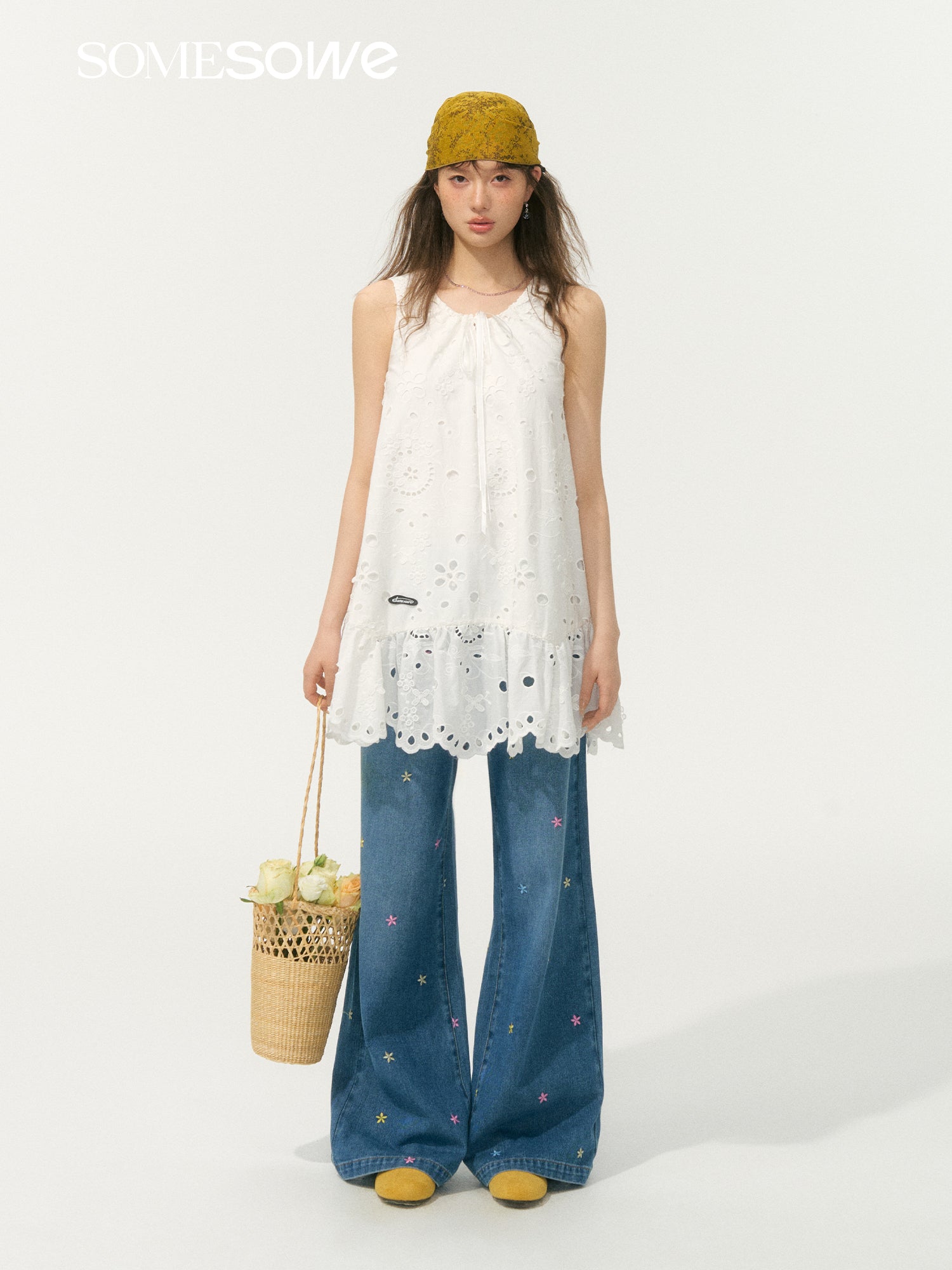 SOMESOWE S2508066 Embroidered ruffle edge dress