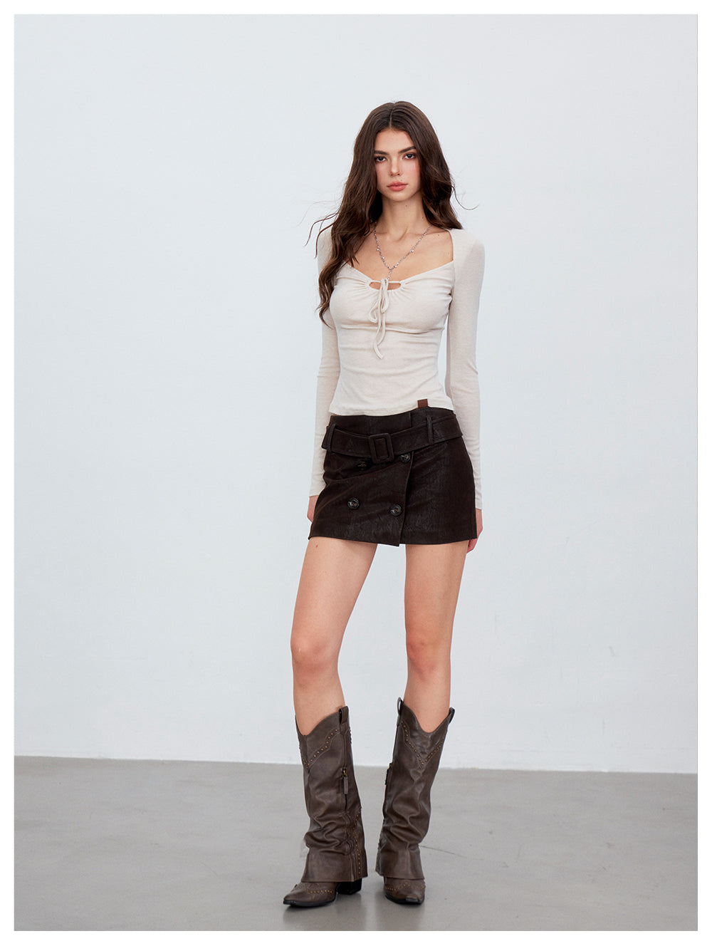 VIA PITTI VIACT6258 Strappy Cutout U-Neck Wool Top
