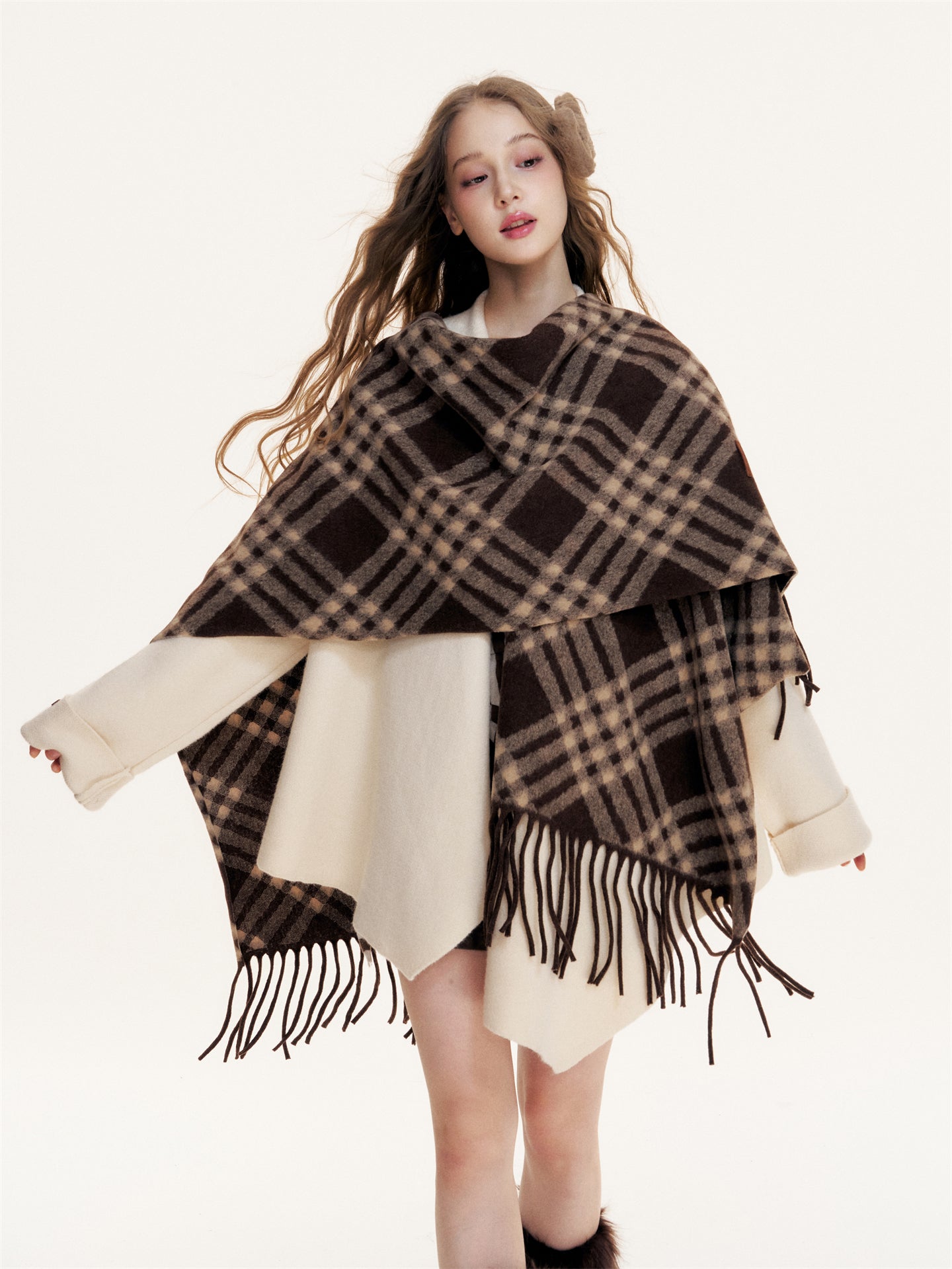16DEWS 16D25419 Long plaid shawl
