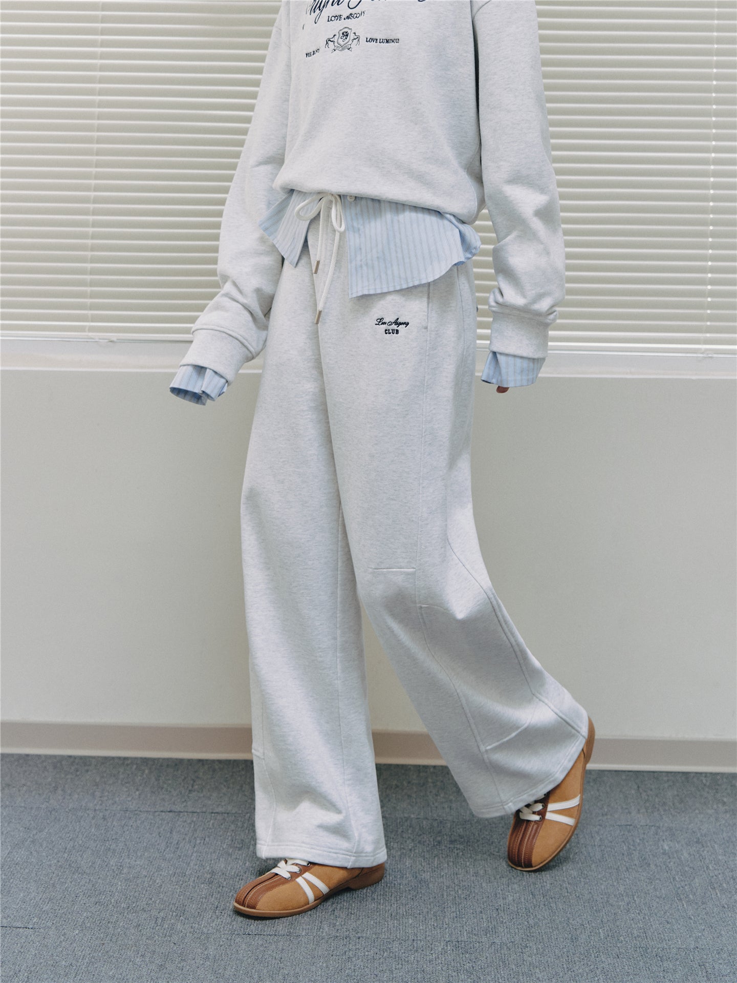 Asgony ASG26538 Elastic Drawstring Paneled Barrel Sweatpants