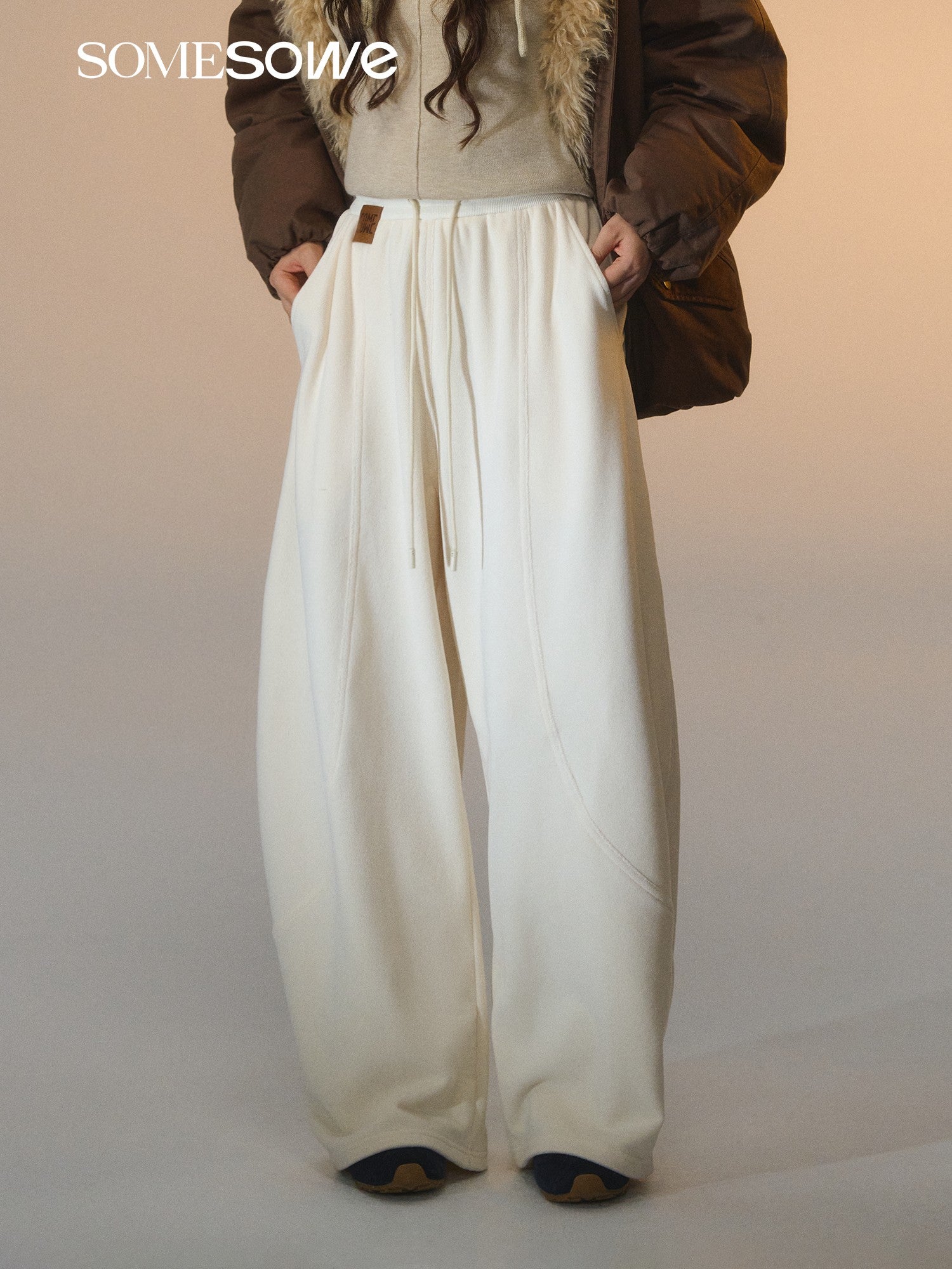 SOMESOWE S2508264 Polar fleece curved knife casual pants