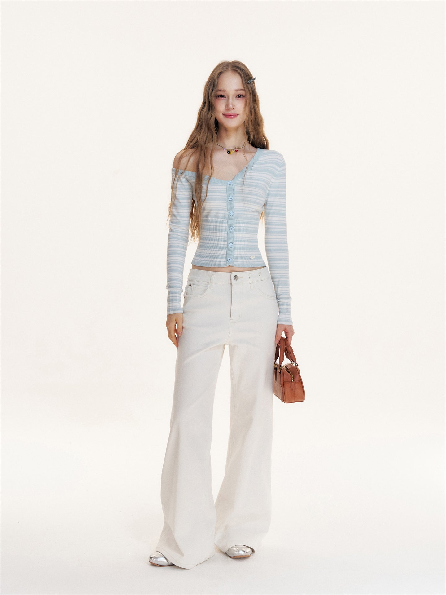 16DEWS 16D25421 Slanted shoulder design striped long sleeved knitted sweater