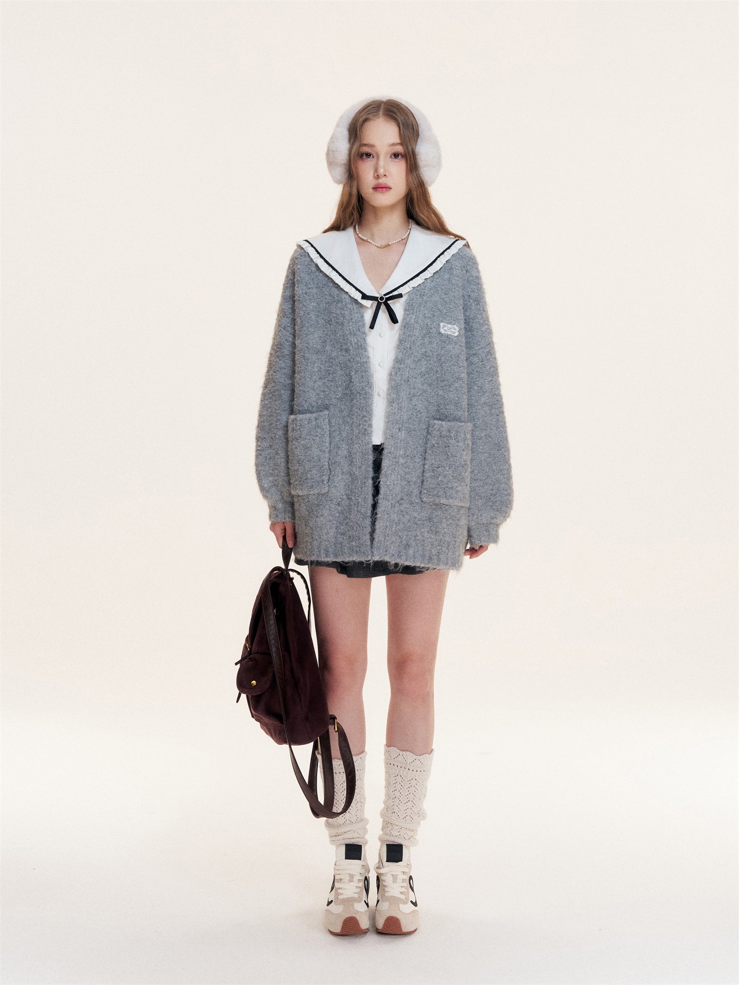 16DEWS 16D25412 Fluffy fur long sleeved V-neck knitted cardigan