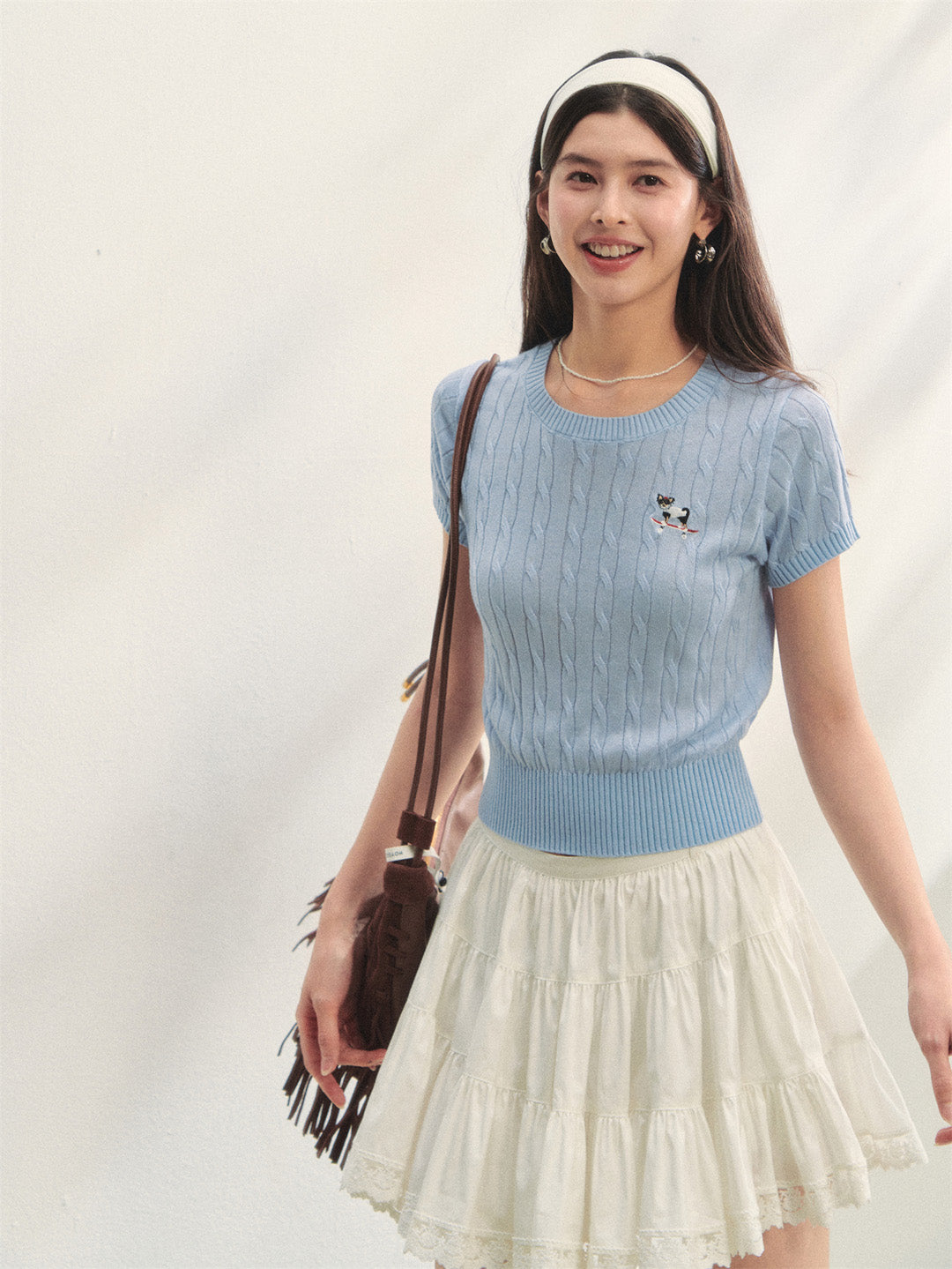 AsGony ASG25296 Skateboarding Dog Embroidery Knitted Short Sleeve Top
