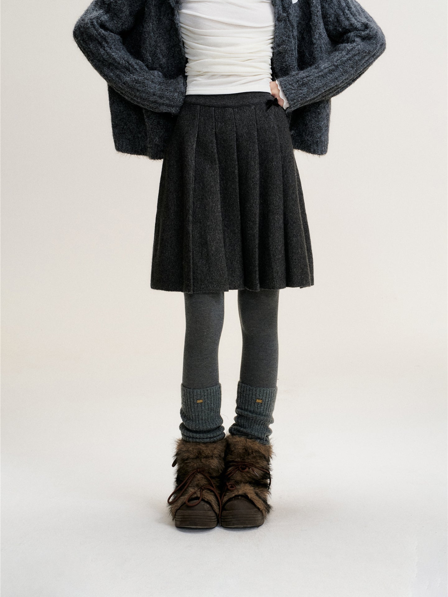 16DEWS 16D25491 Thick wool high waisted A-line skirt