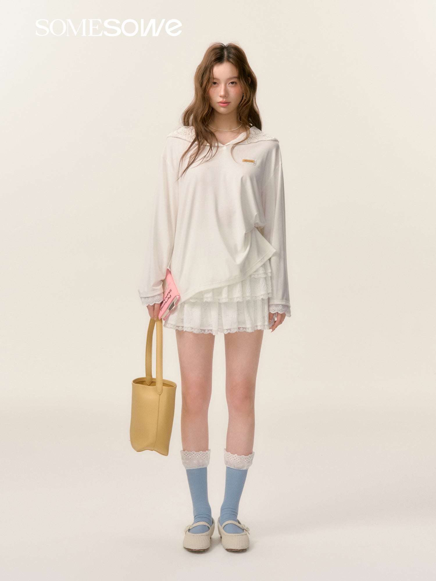 SOMESOWE S2508035 Lace patchwork hooded sunscreen top(2color)