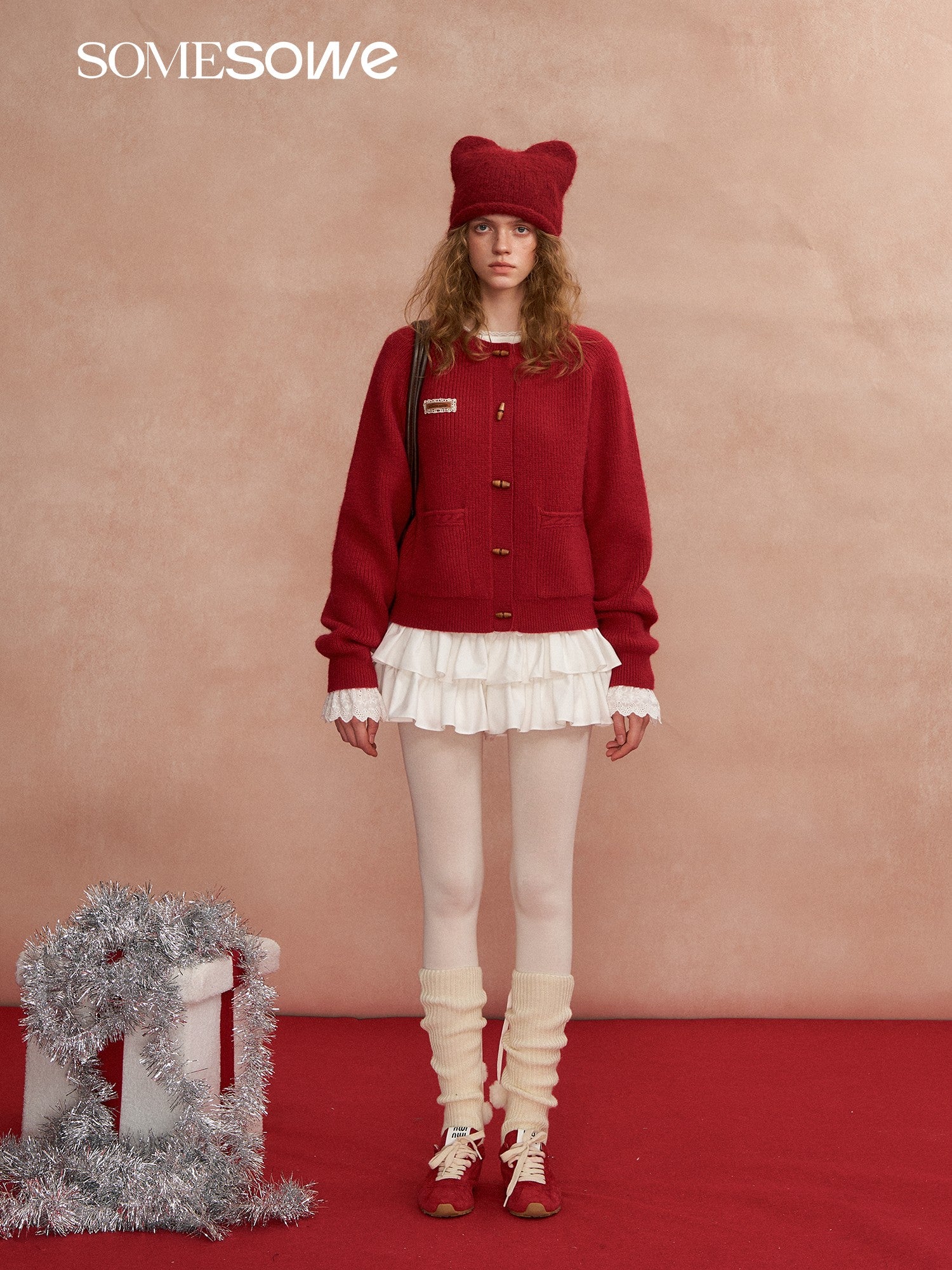 SOMESOWE S2508292 Retro cow horn button round neck sweater cardigan