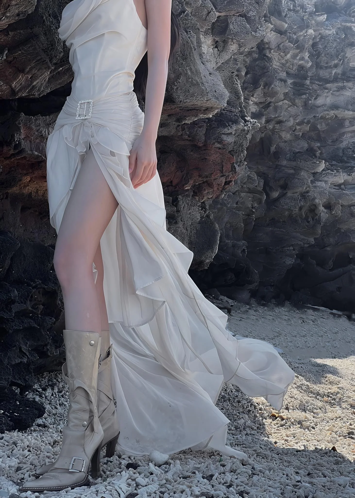 IN-STOCK ONONMADE Calla Lily Midi Dress