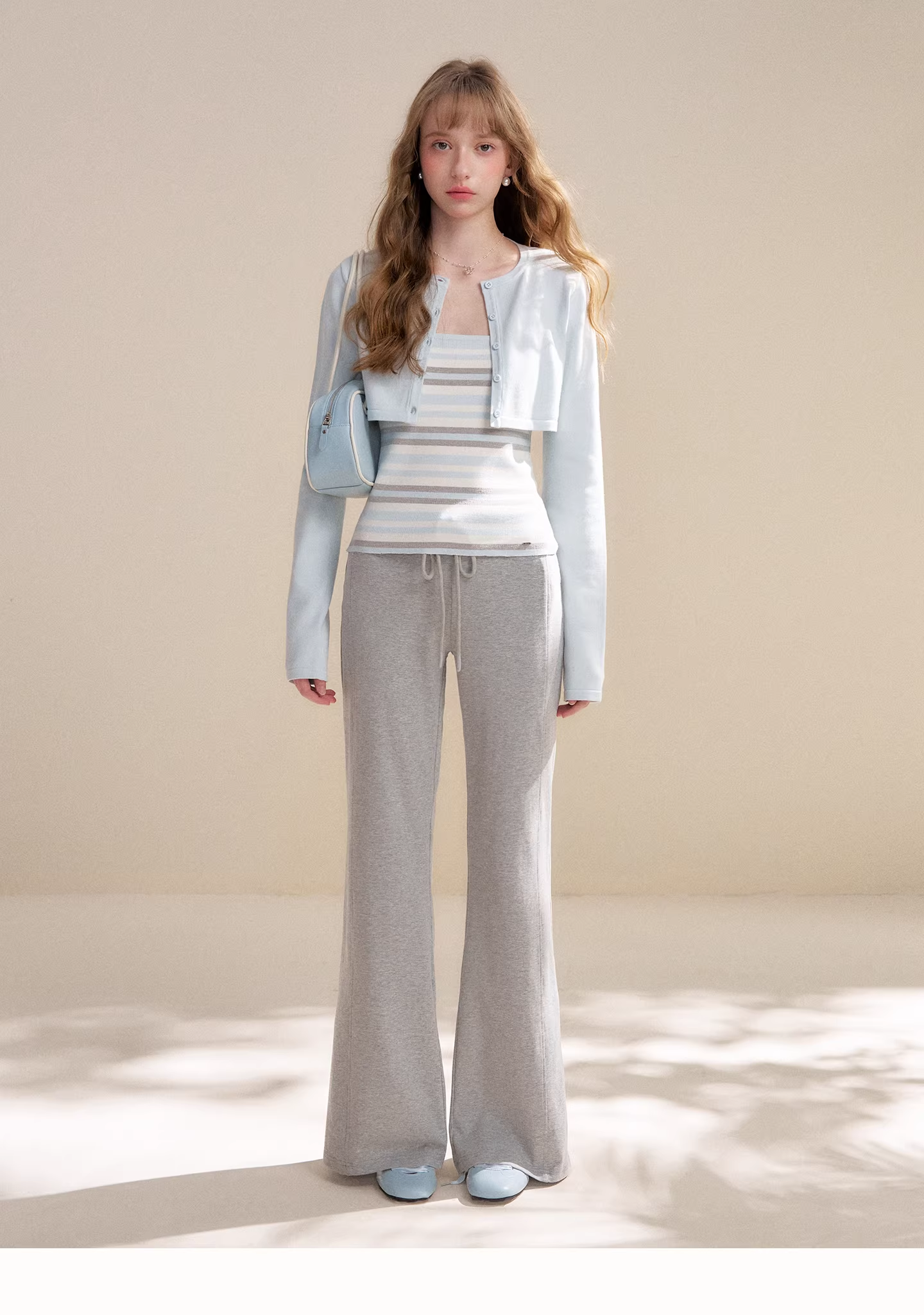 Kroche KZY2064 Long sleeved knitted cardigan + striped camisole