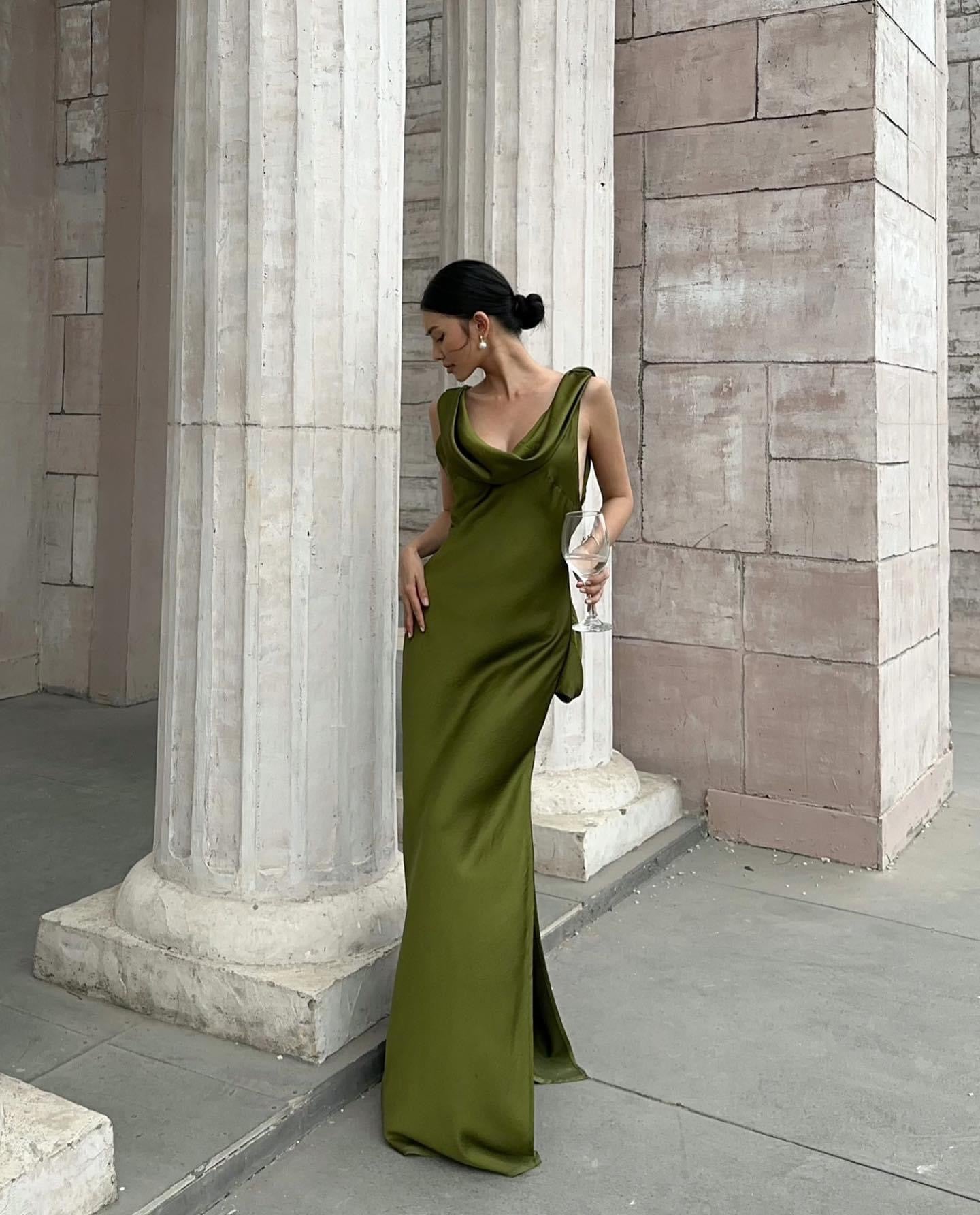 Kisserine "CAROLINE SILK DRESS"