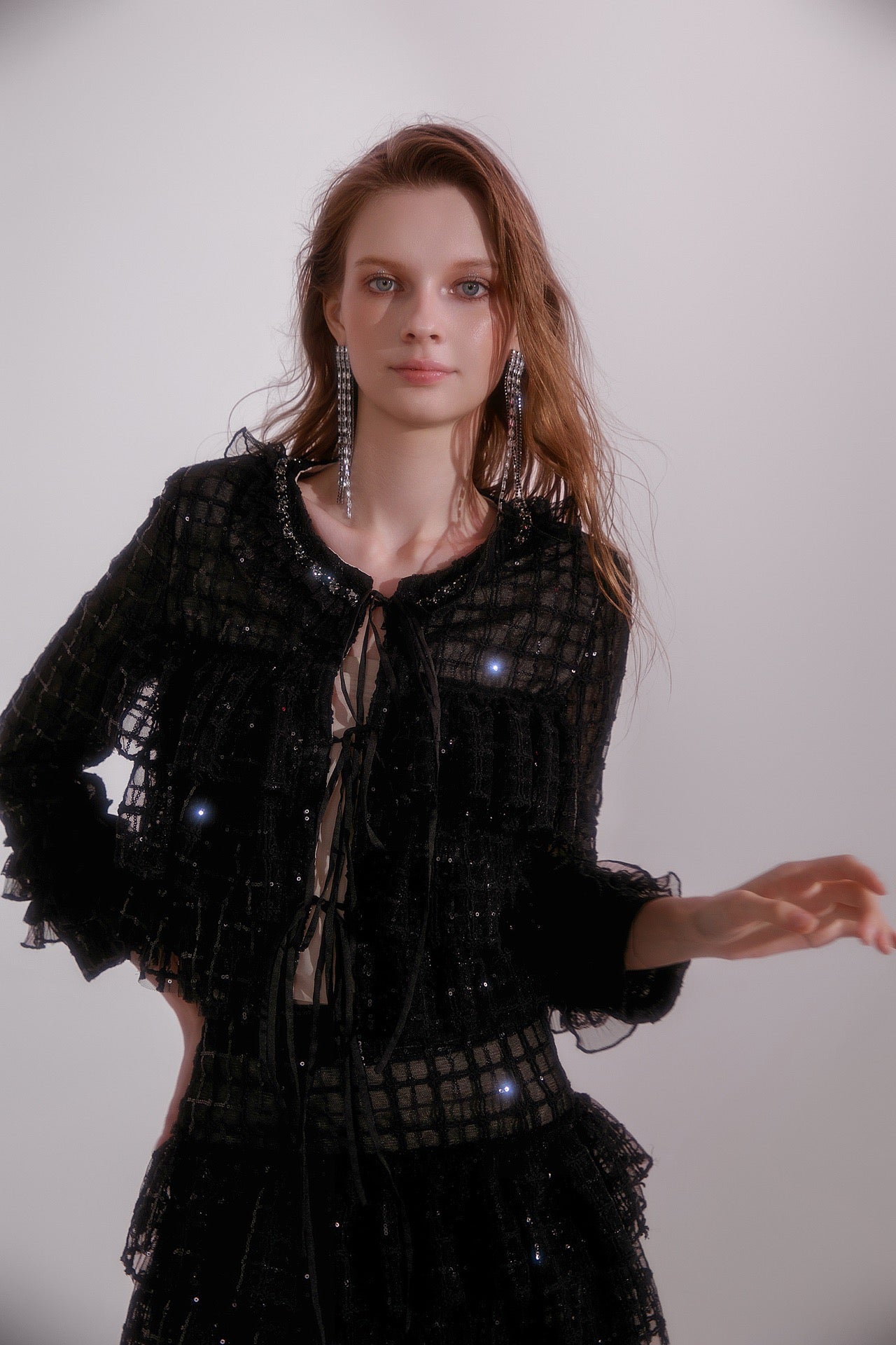 Wardrobes by chen Black sequin lace and diamond set (separate)