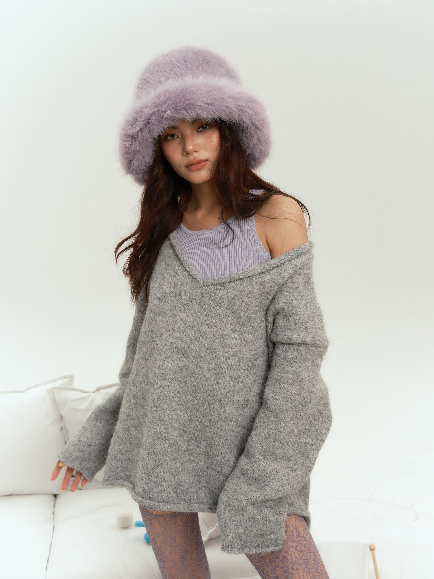 f1os Grey V-neck Oversize Sweater