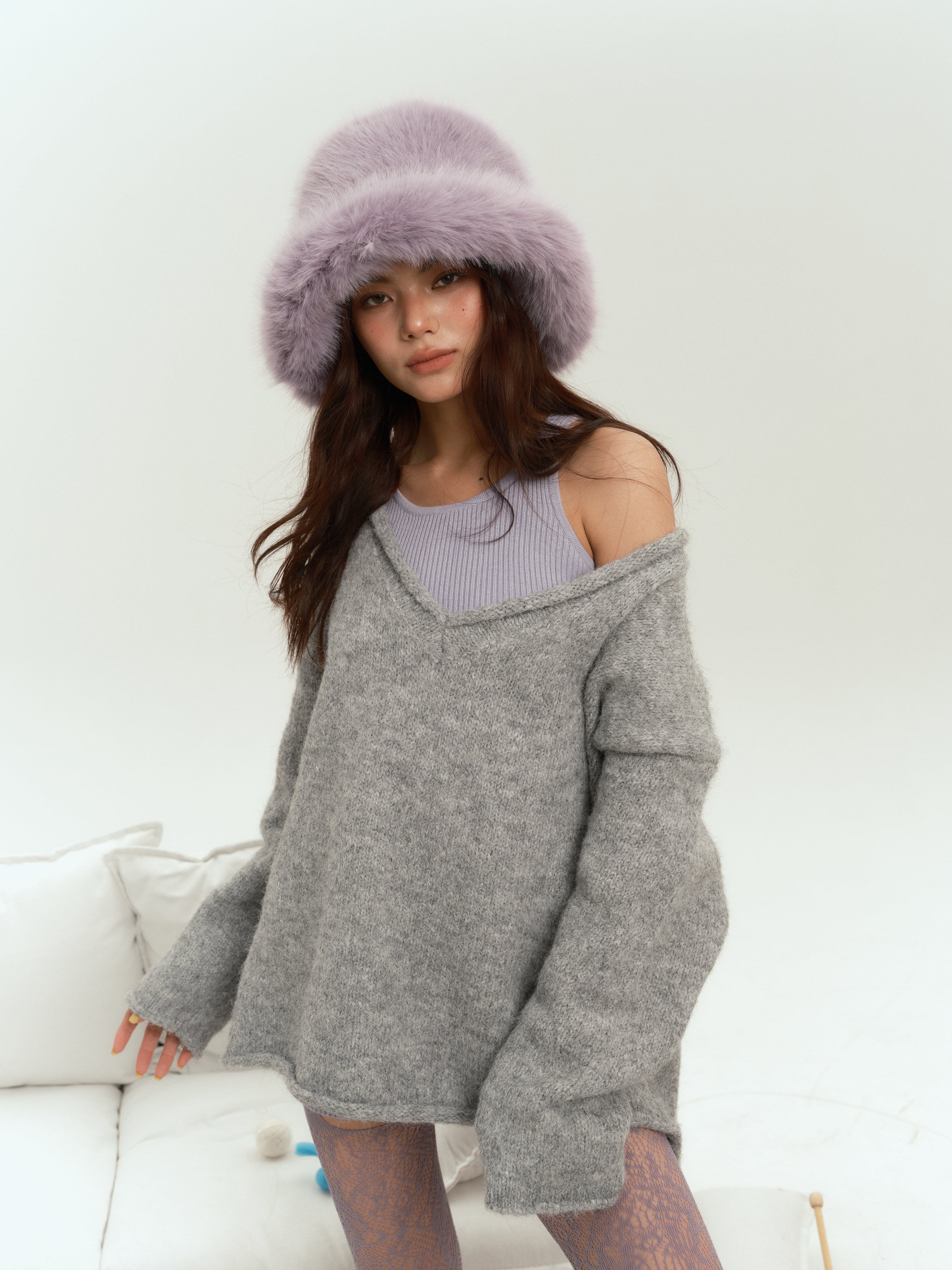 f1os Grey V-neck Oversize Sweater