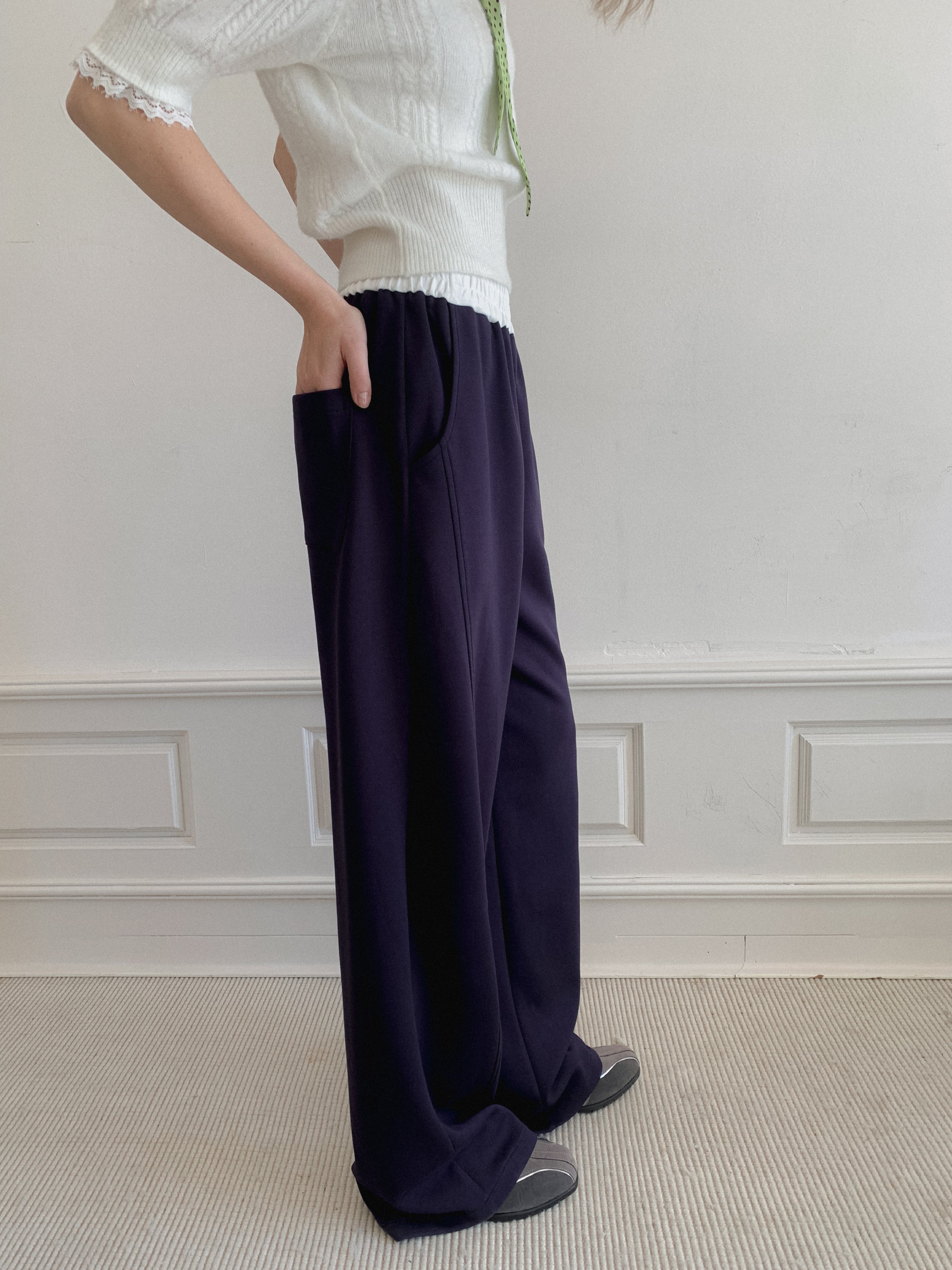 Lafreedom LAF350125 Loose navy blue sweatpants