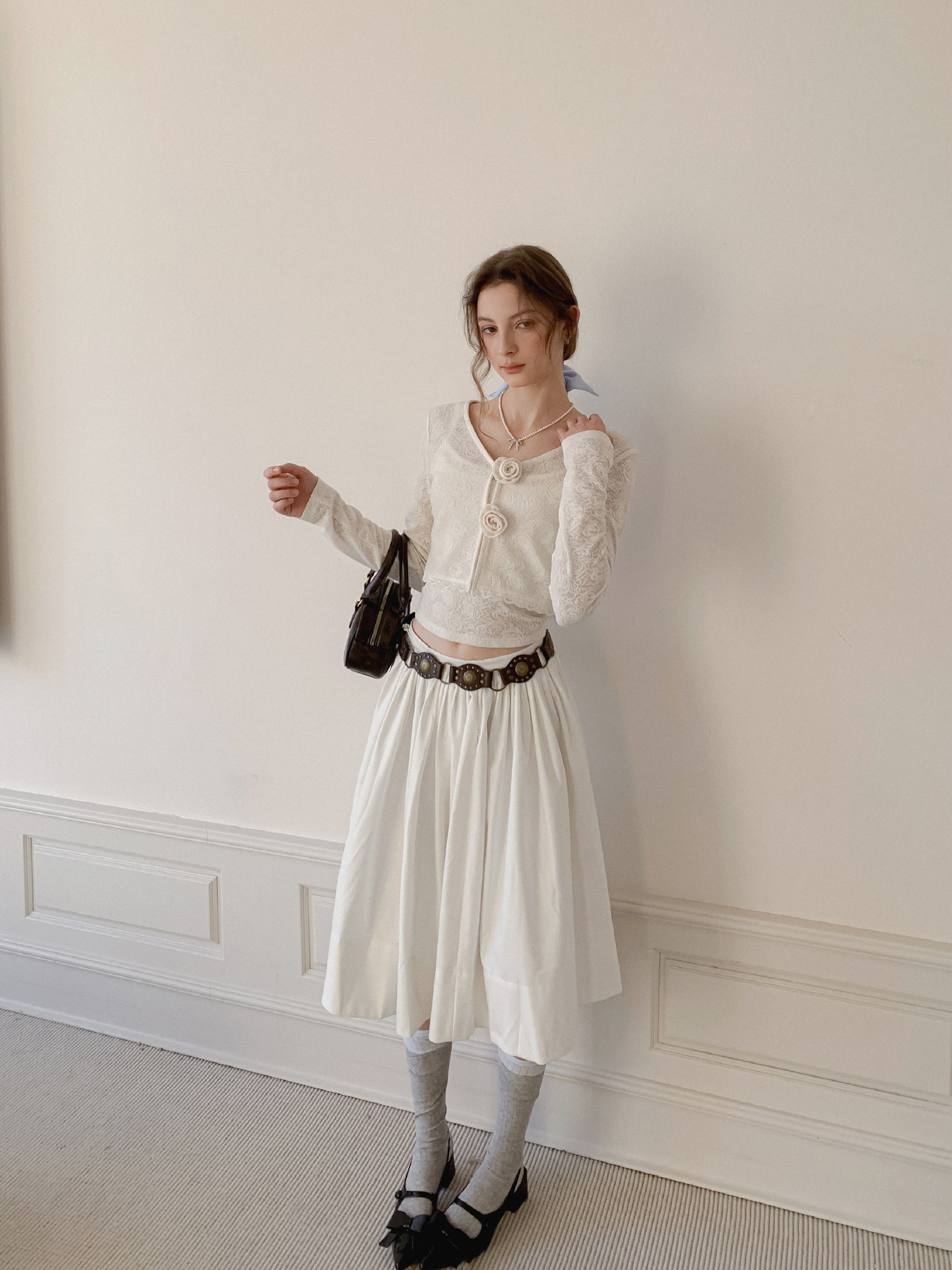 Lafreedom LAC350120 Rose hollow cardigan + camisole set (2color)