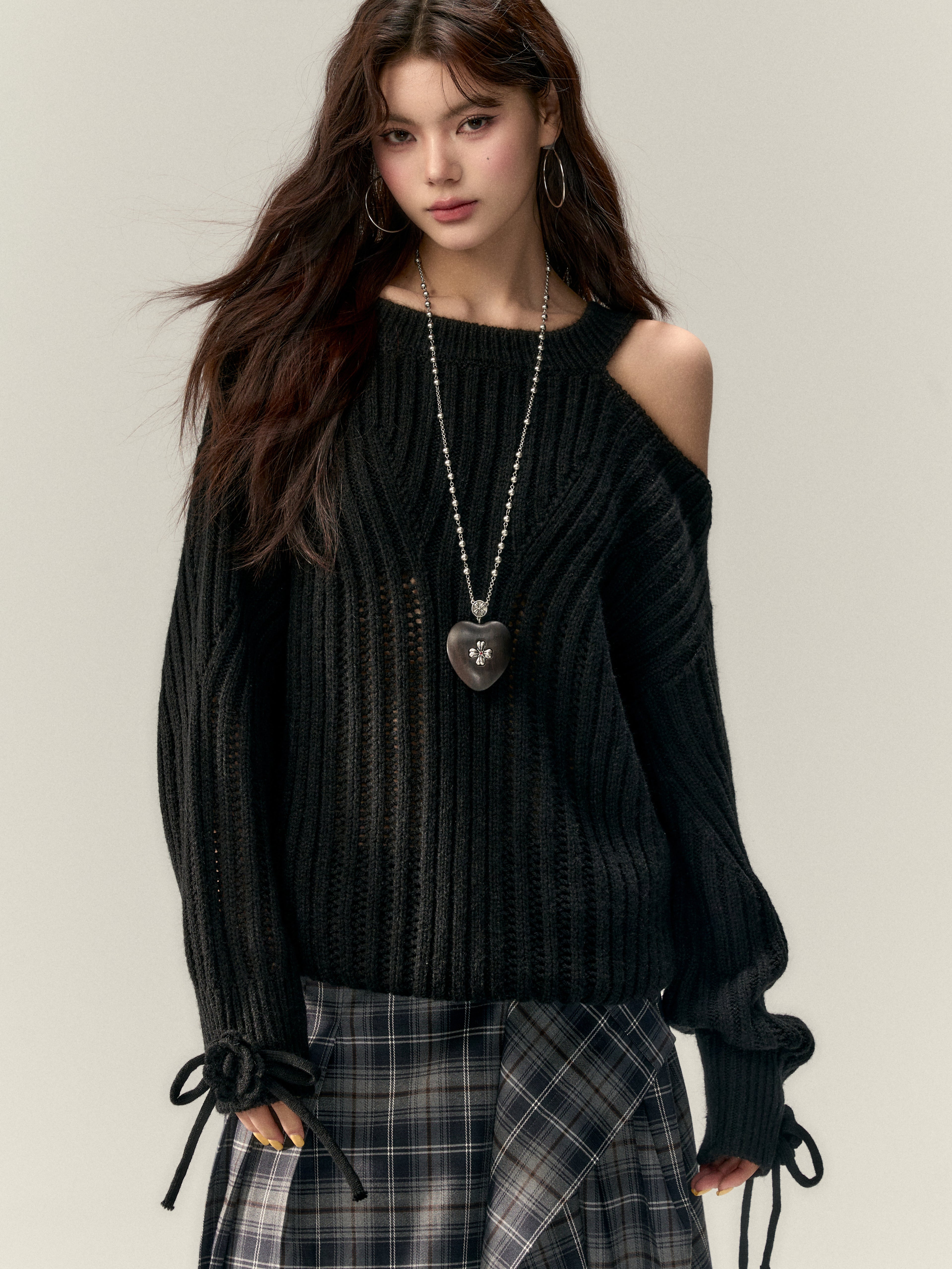 VIA PITTI Sale V25AK086 Reversible sweater with irregular neckline