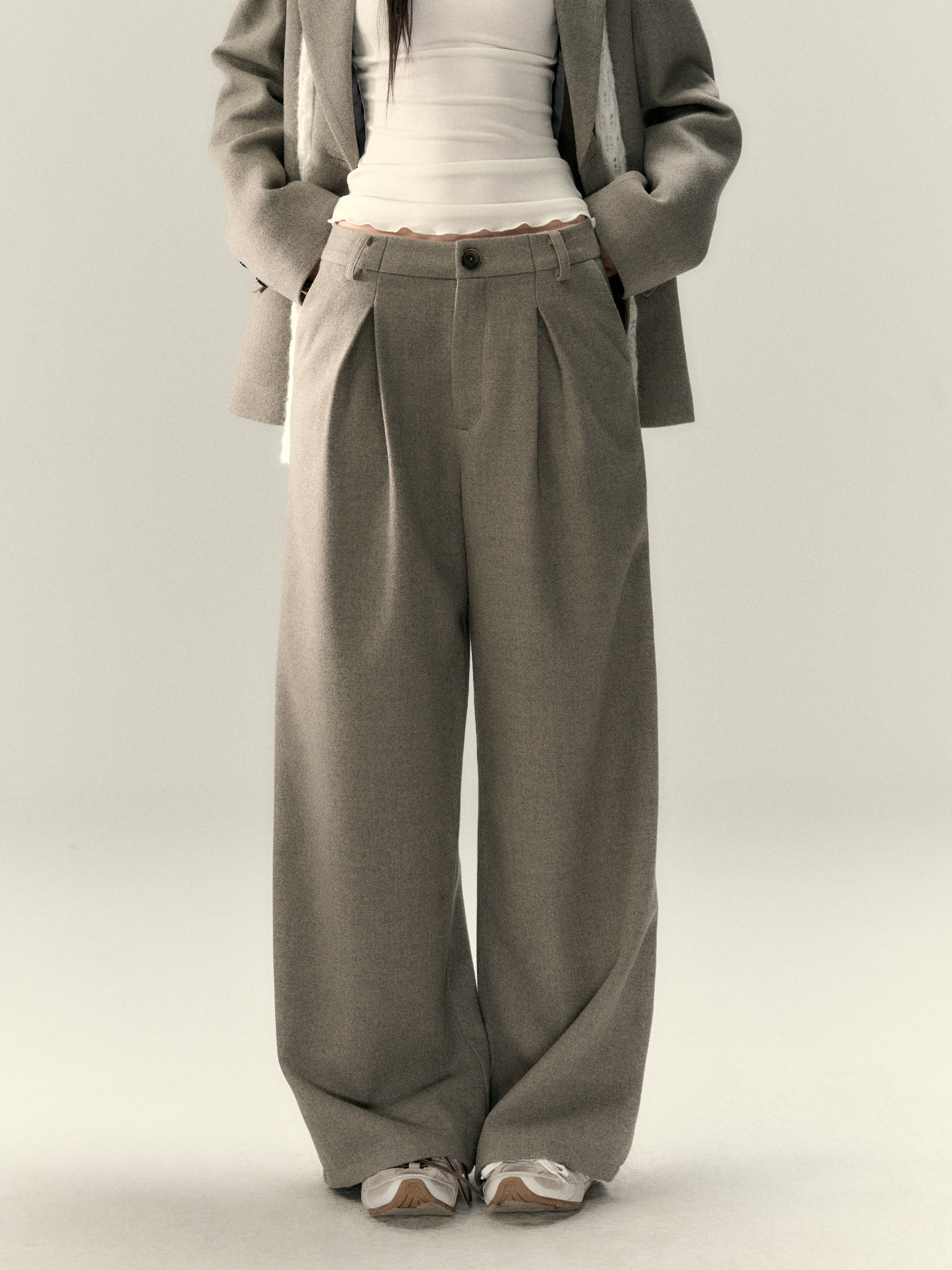 VIA PITTI V25AP017 Thick woolen trousers