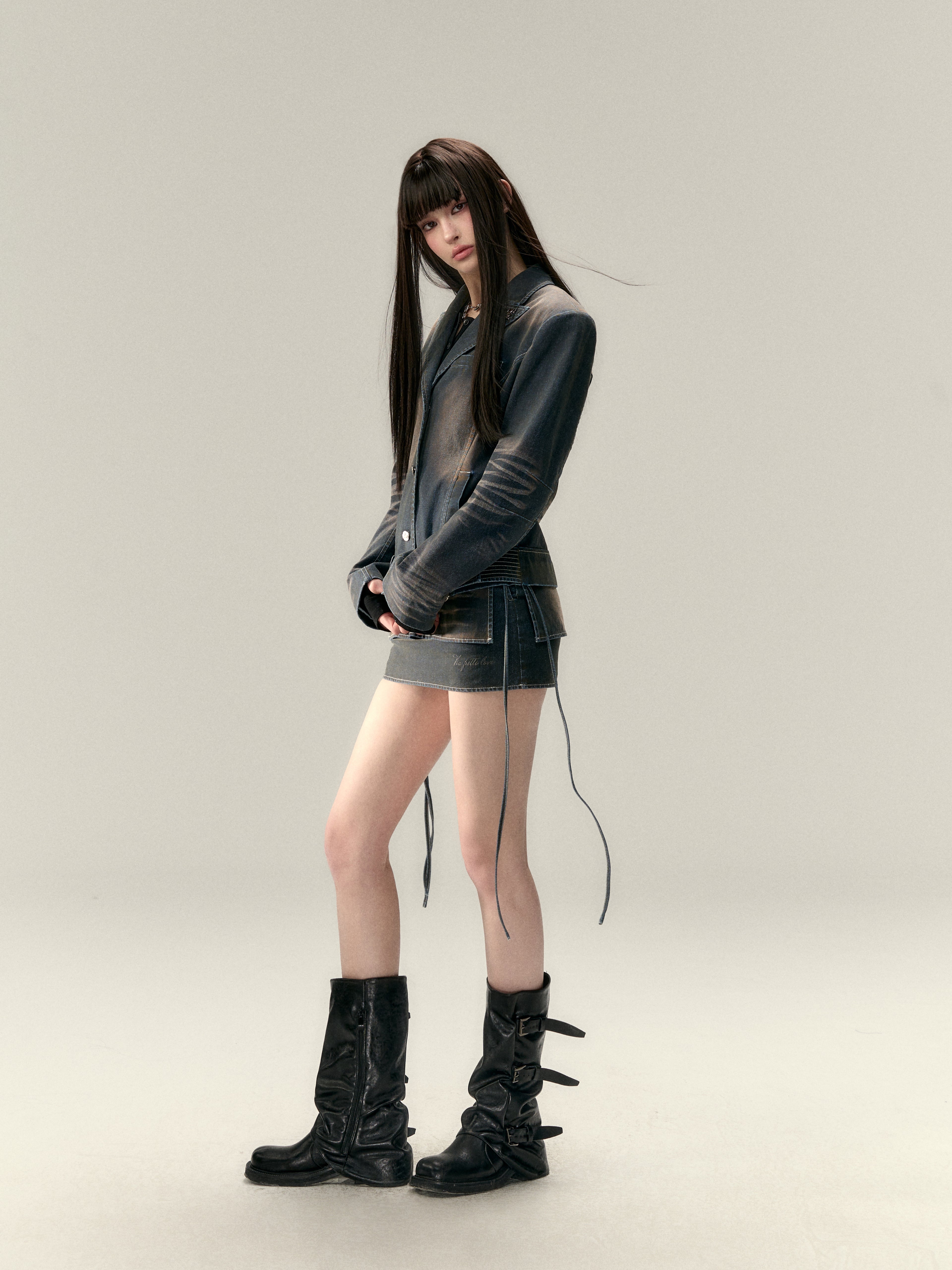 VIA PITTI V25AC030 Wide waist jacket + skirt suit