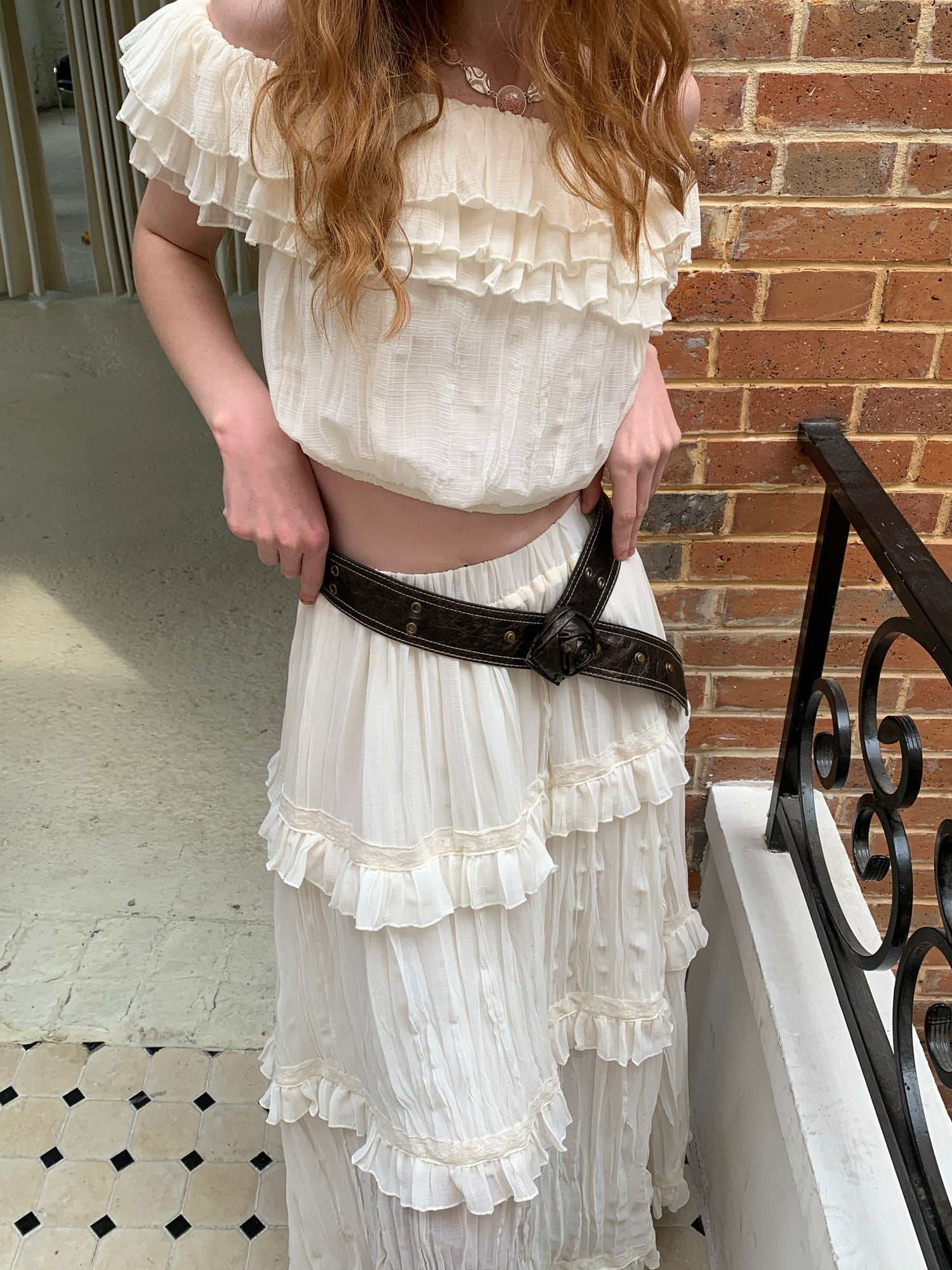 Lafreedom LAC350303&LAC350304 Bohemian vacation off shoulder top + skirt set (2color)