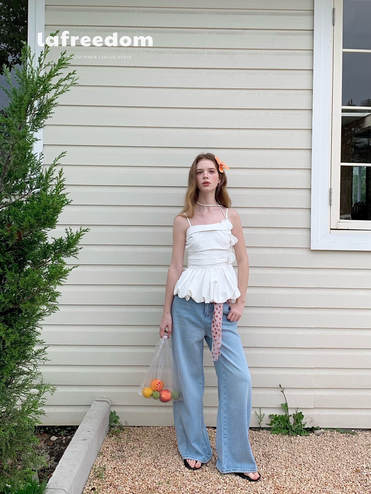 Lafreedom LAF350412 Camisole flower bud top (2color)