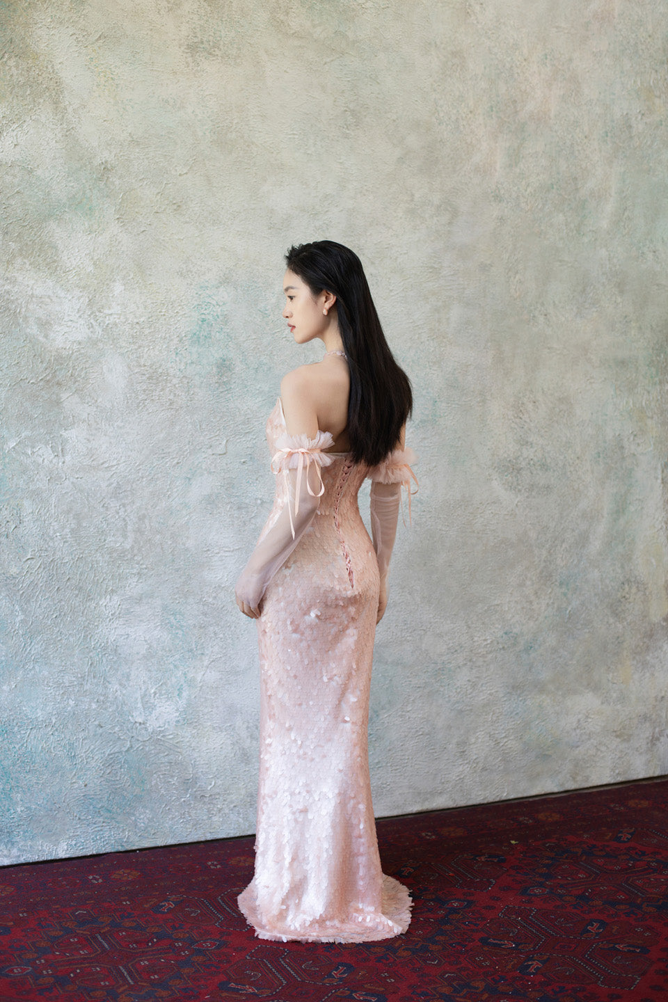 GORGEOUS Pink sequined strapless dress