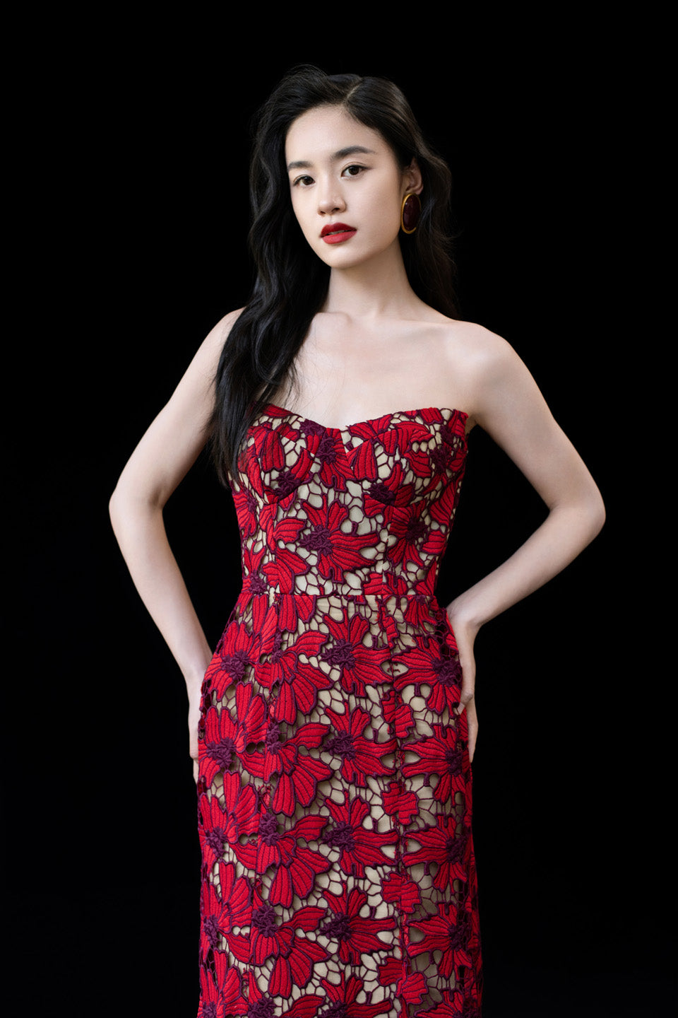 GORGEOUS Red flower lace strapless maxi dress