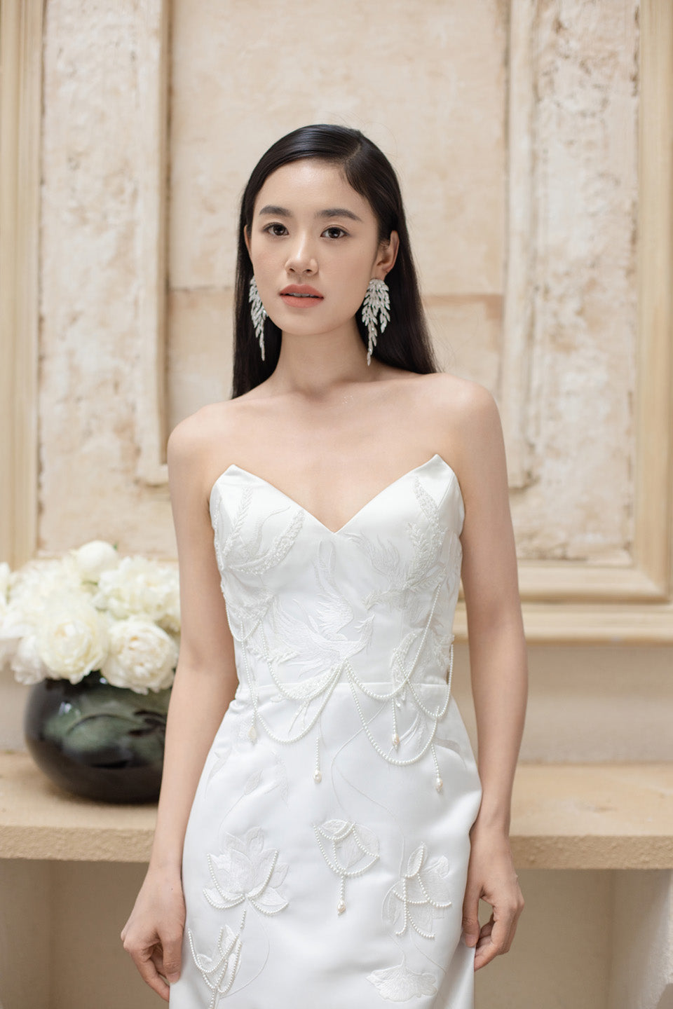 GORGEOUS Pearl chain strapless maxi dress