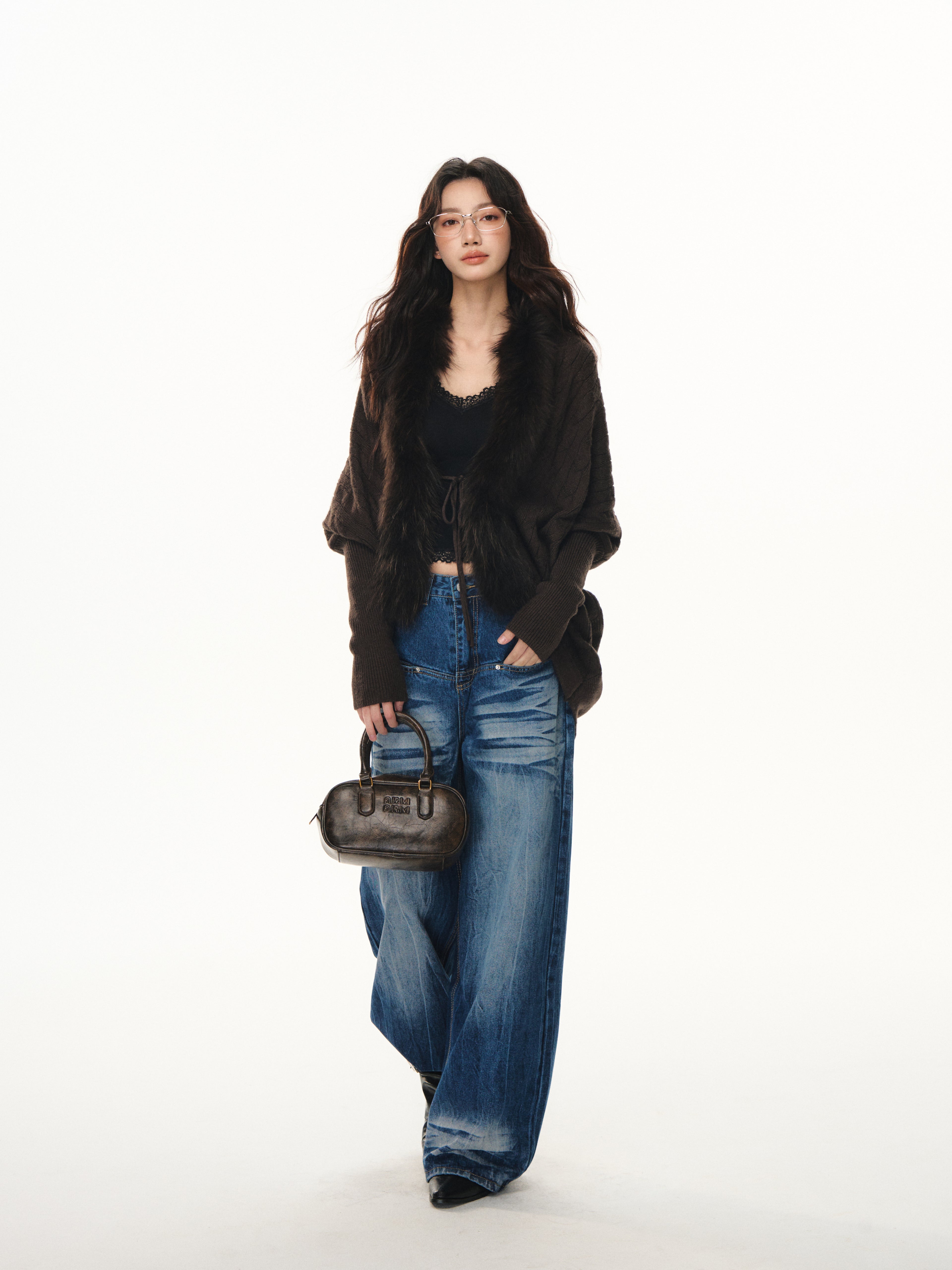 Lafreedom LAF351107 Lazy style patchwork fur collar bat sleeve knitted cardigan