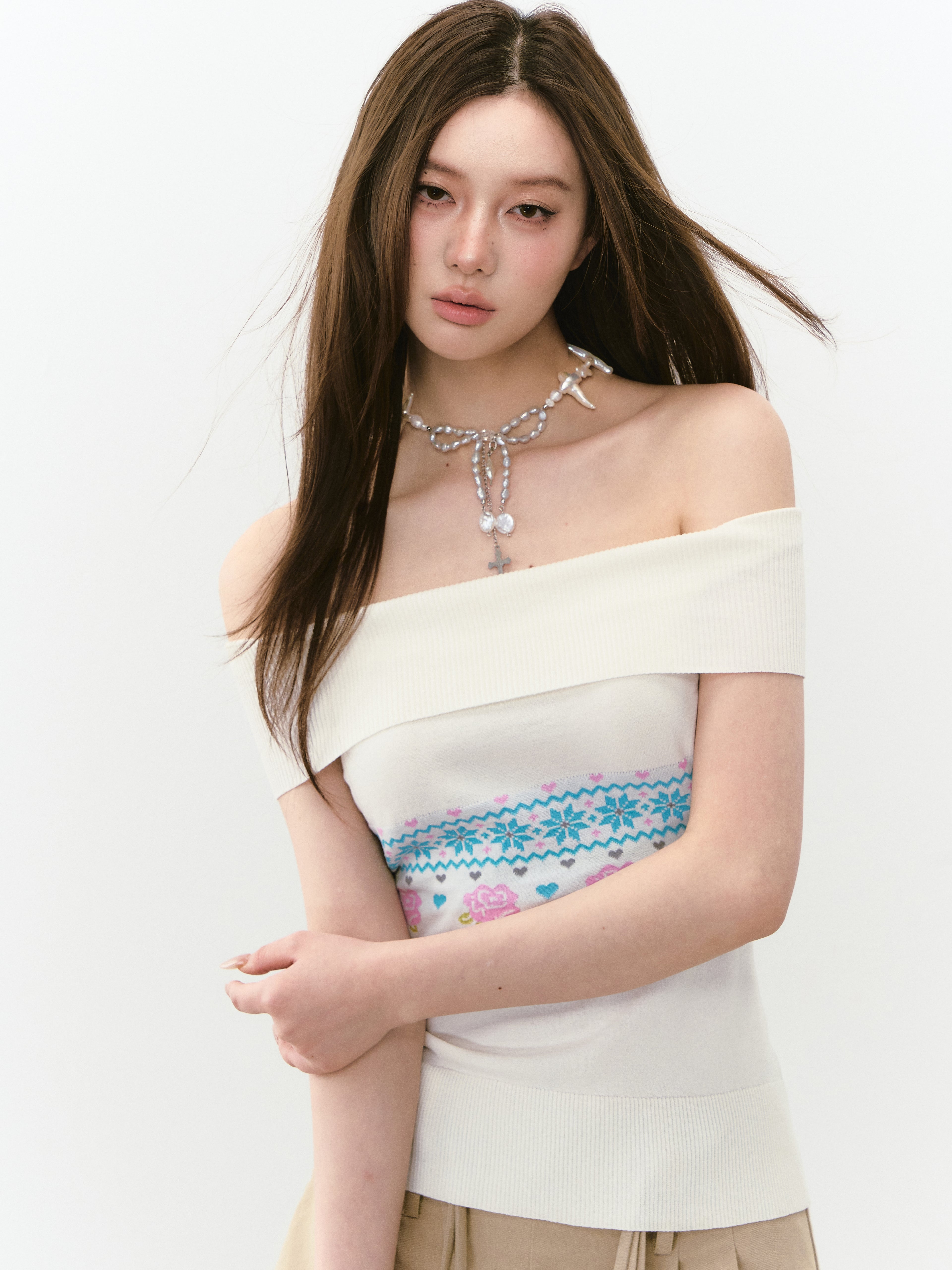 VIA PITTI VIABK291 Woolen one shoulder floral top