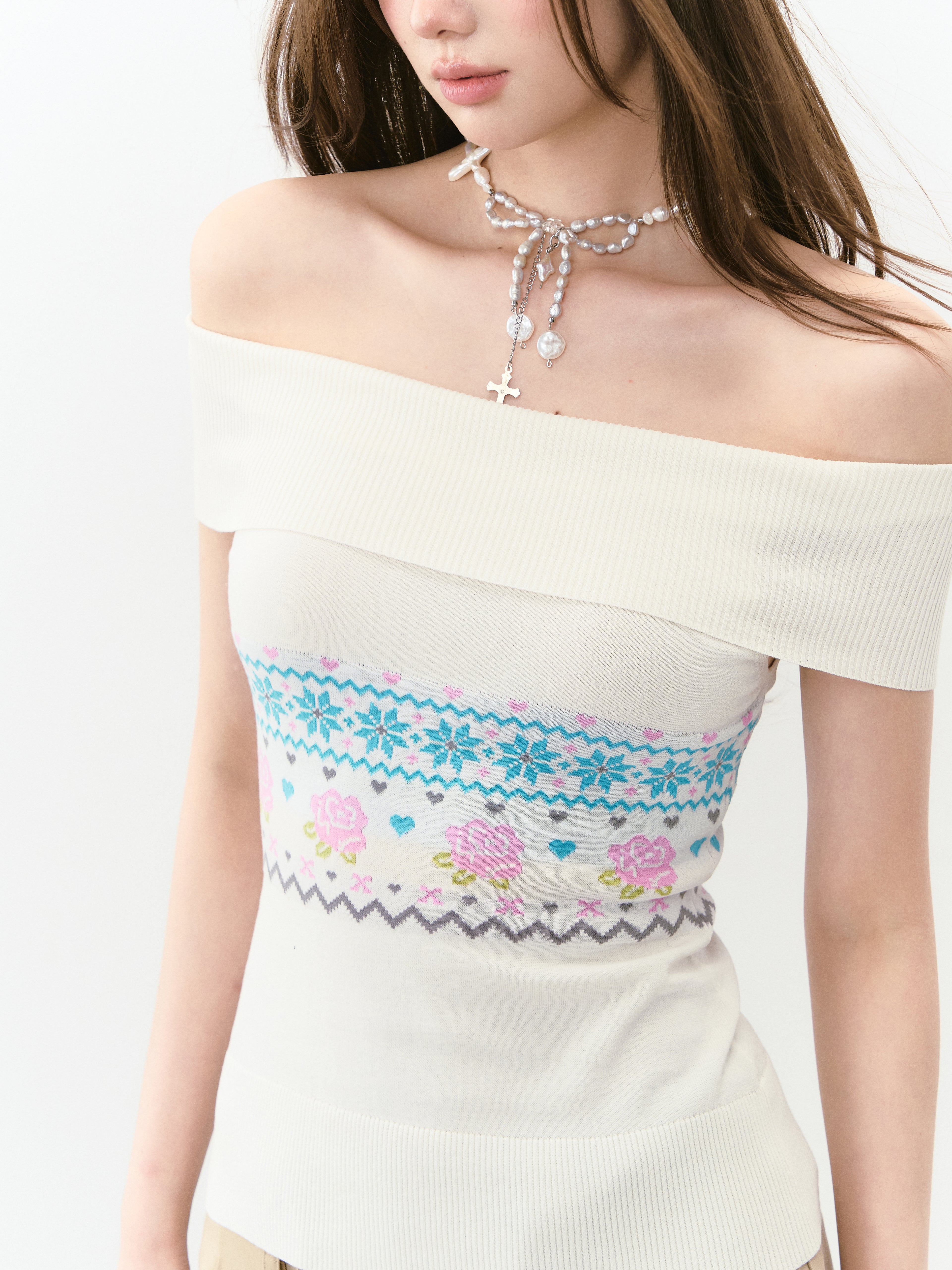 VIA PITTI VIABK291 Woolen one shoulder floral top