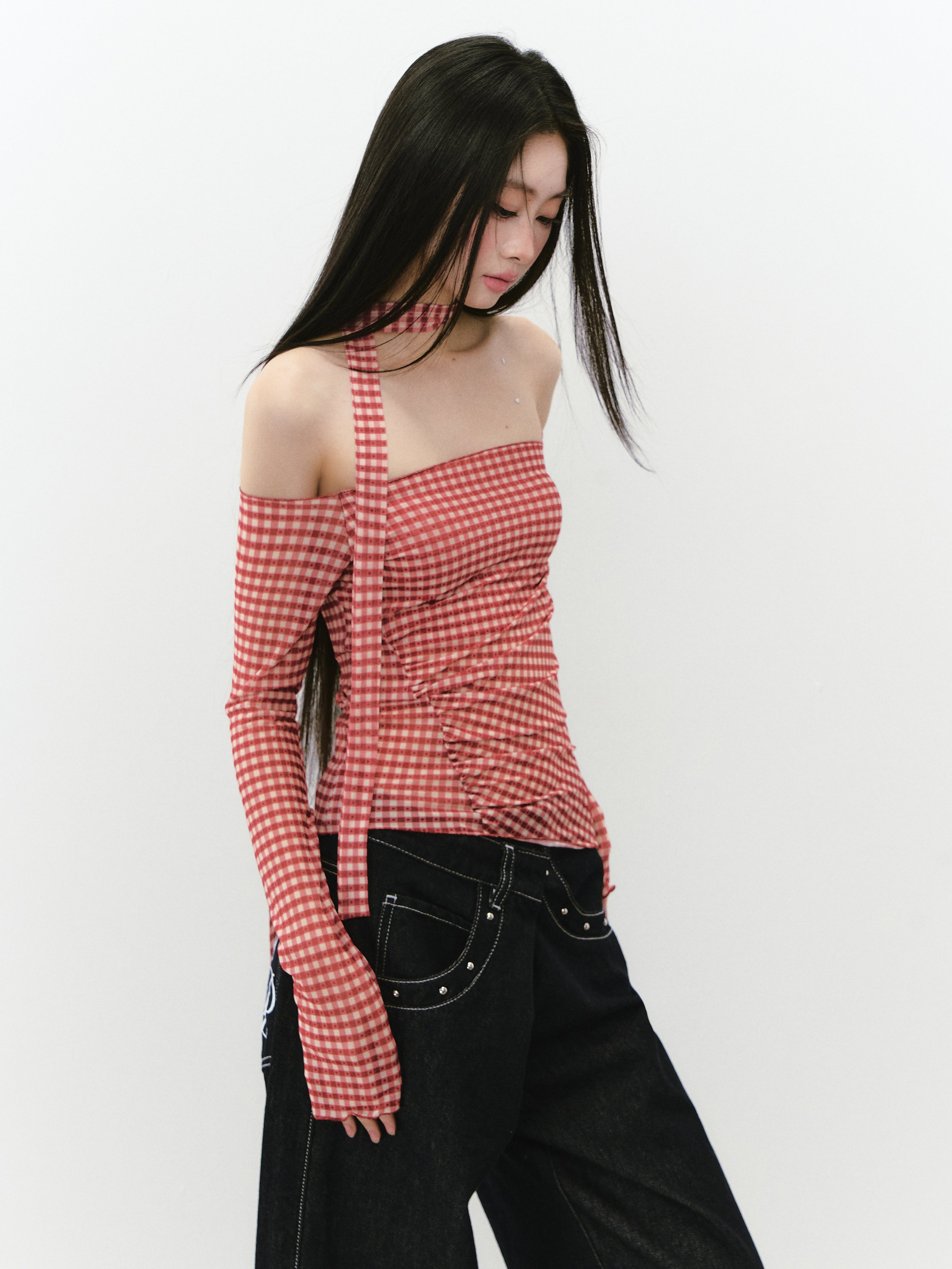 VIA PITTI VIABTP256 Checkered mesh off-shoulder long sleeved top