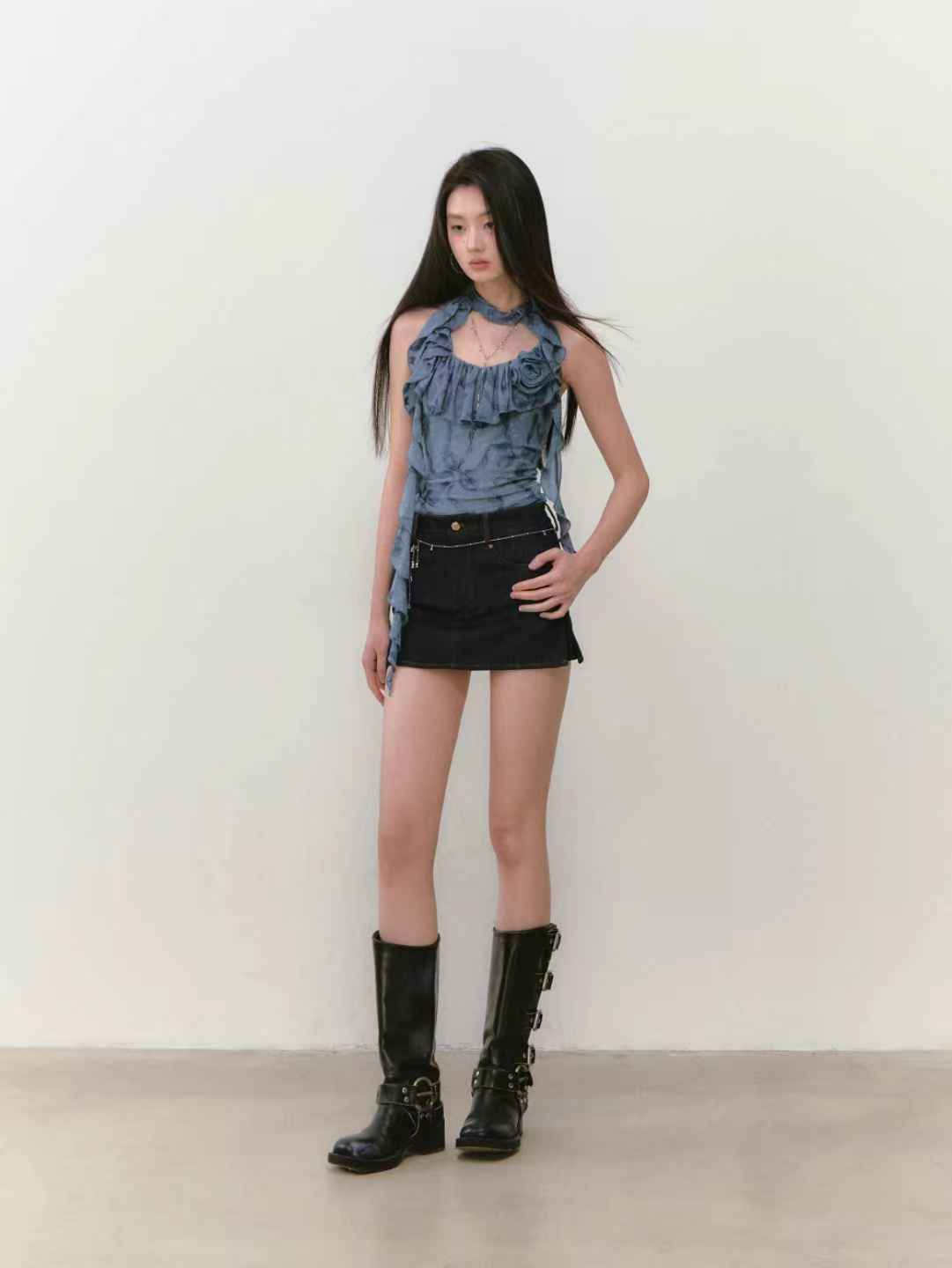 VIA PITTI VIABTP253 Ribbon Flower Halter Top(2 color)