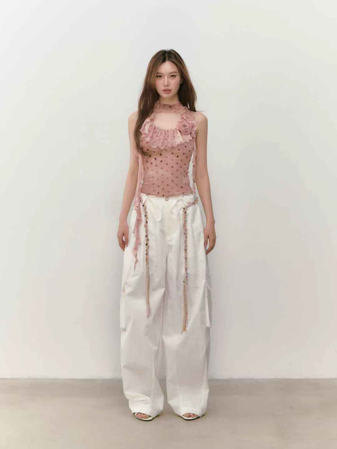 VIA PITTI VIABTP253 Ribbon Flower Halter Top(2 color)