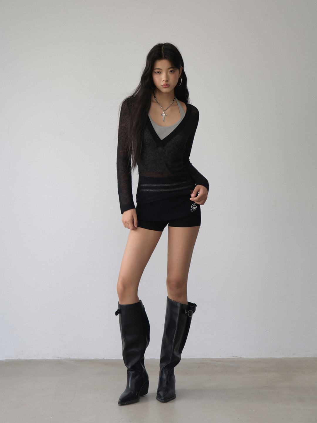 VIA PITTI VIACK500 Fake two piece neck hanging V-neck sweaters
