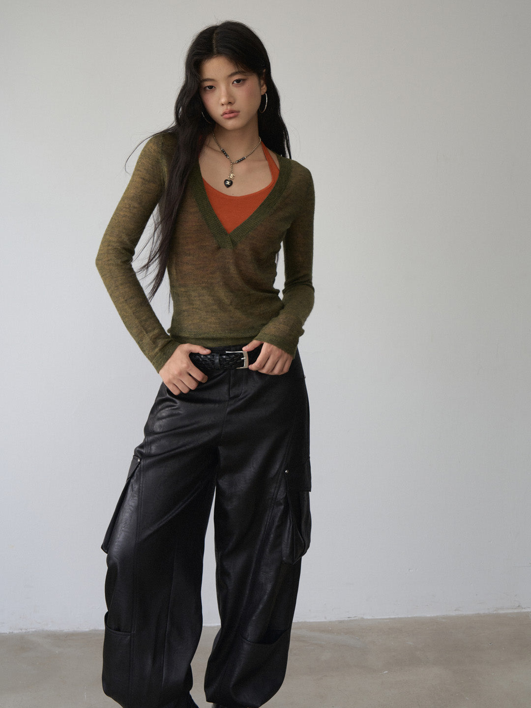 VIA PITTI VIACK500 Fake two piece neck hanging V-neck sweaters
